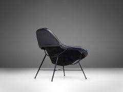 Sillón Martin Eisler de cuero negro