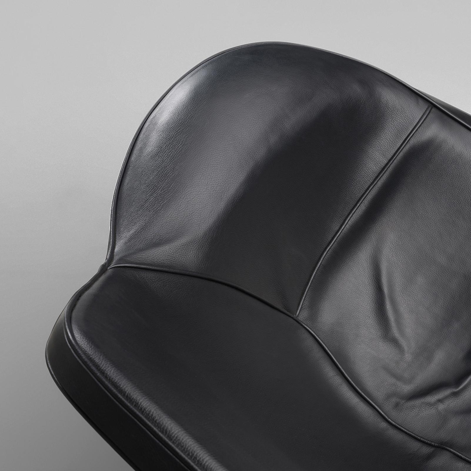 Martin Eisler Lounge Chair in Black Leather In Good Condition For Sale In Waalwijk, NL