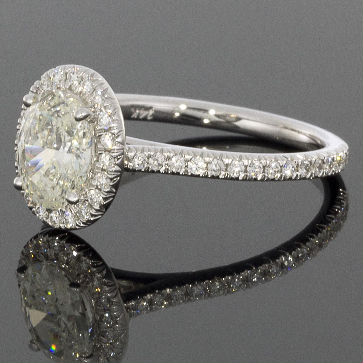 Item Details:
Estimated Retail - $8,000.00
Brand - Martin Flyer
Metal - 14 Karat White Gold
Total Carat Weight (TCW) - 1.31 ctw
Certification/Grading - Yes (GIA)
Style - Halo Engagement Ring
Ring Size - 6.50
Sizable - Yes
Width - 1.80 mm

Stone 1