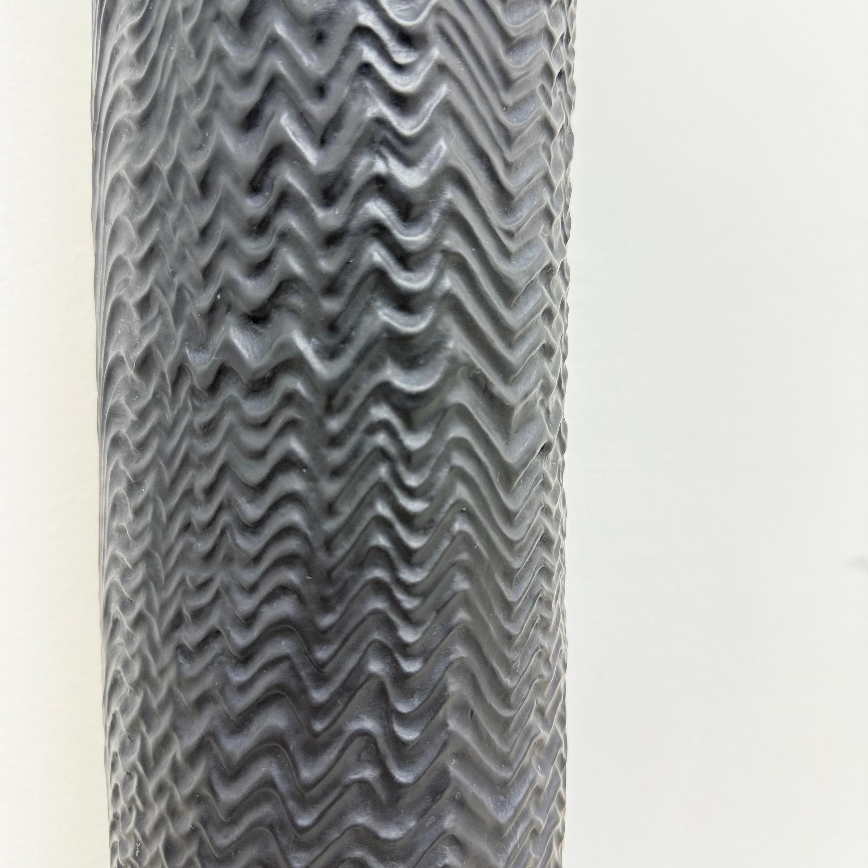 Martin Freyer Rosenthal Studio-Line Bisque Porcelaine Noire Op-Art Vaso a rilievo In condizioni buone in vendita a Delft, NL