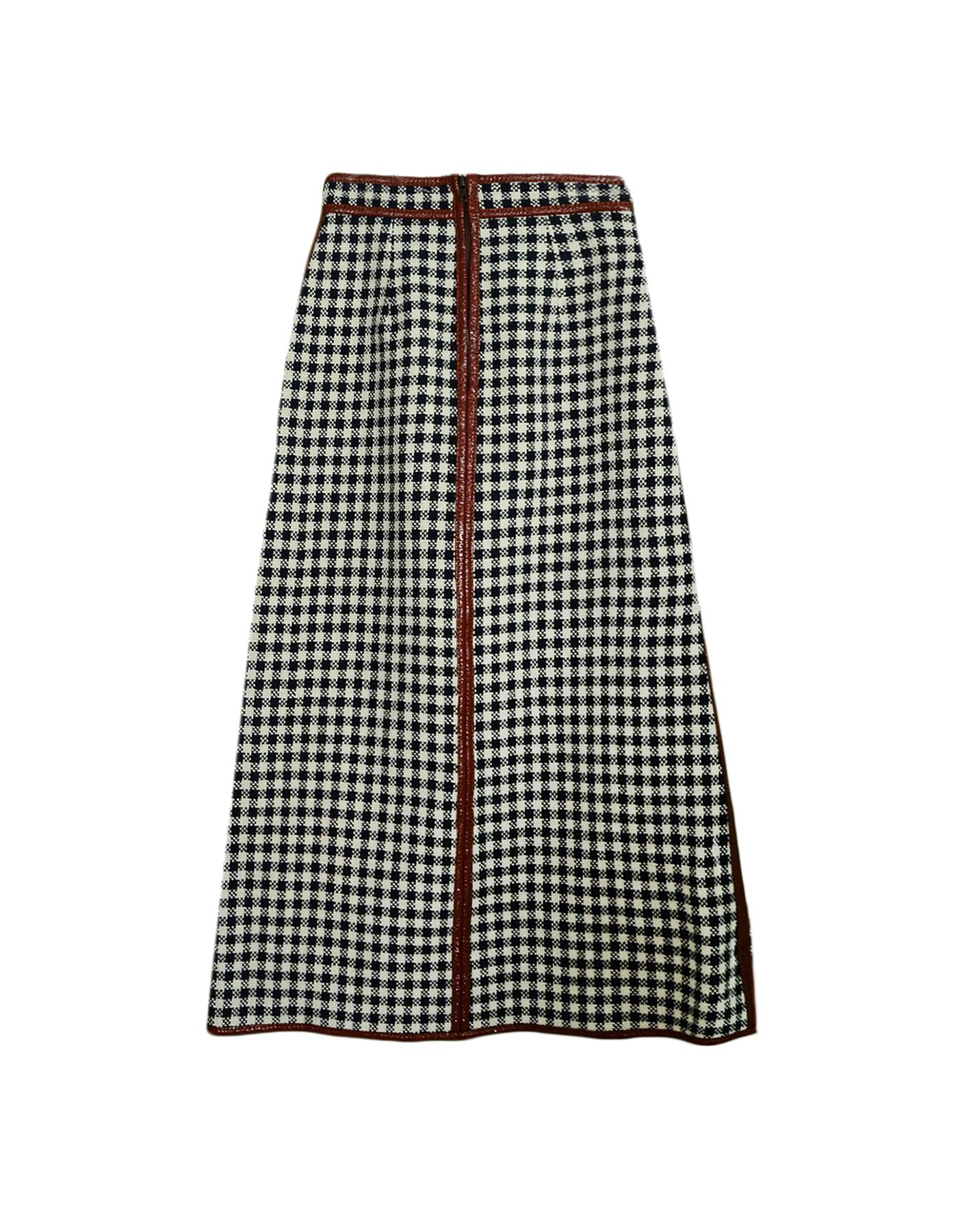 Martin Grant Navy/Cream Checked A-Line Linen-Blend Skirt with Brown Patent Trim sz FR34 NWT

Made In: France
Color: Navy, Cream, Brown
Materials: 92% Linen, 8% Cotton
Lining: Patent leather
Closure/Opening: Back zip
Overall Condition: New with tag,