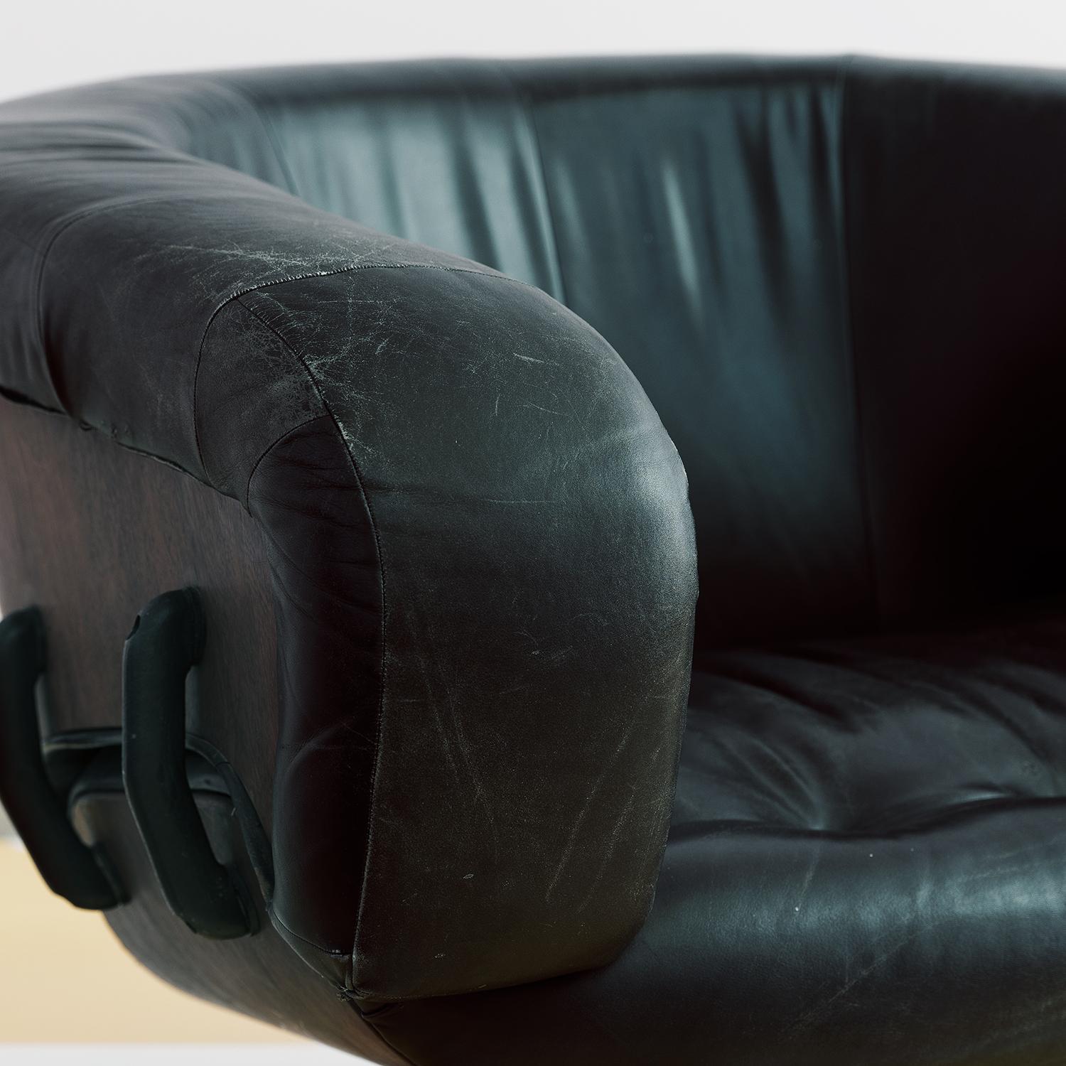 Mid-20th Century Martin Grierson for Arflex Pair of Longue Chairs