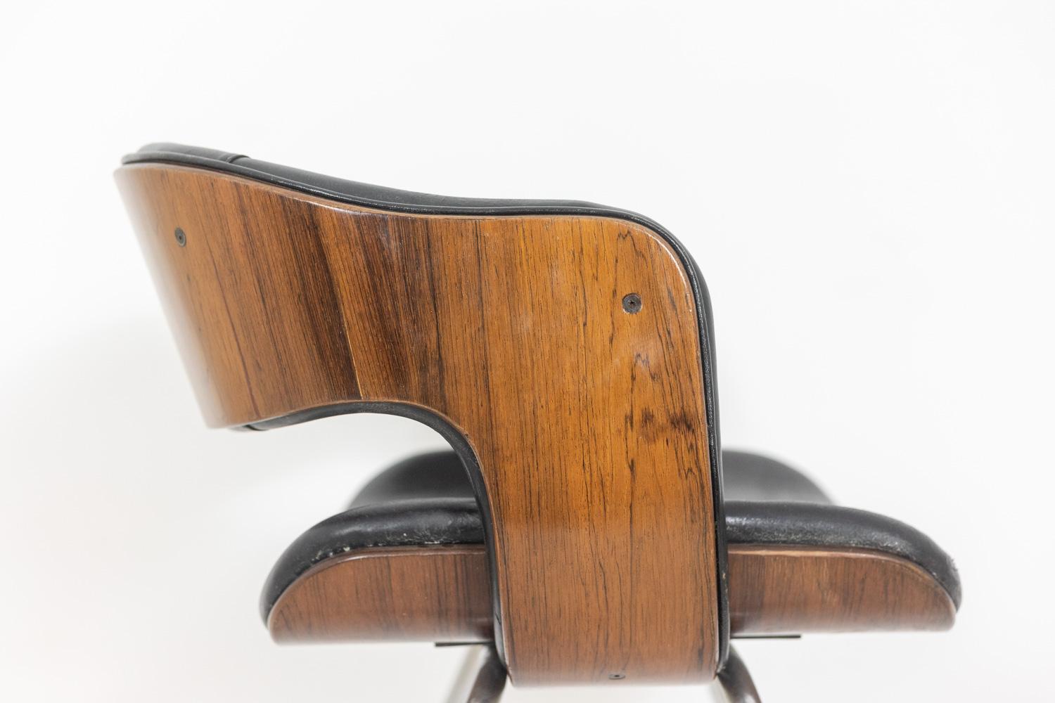 Cuir Martin Grierson pour Arflex. Paire de fauteuils Oxford. Année 1963. en vente