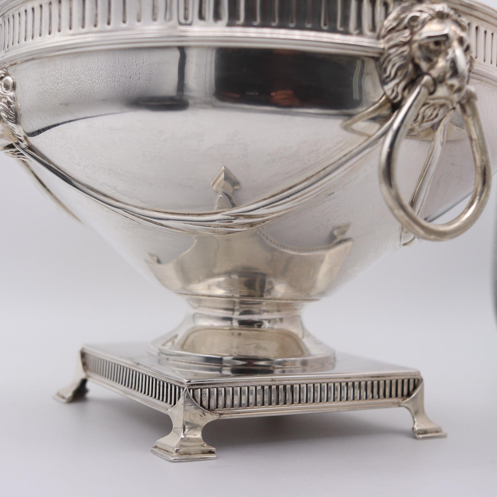 Bol central édouardien Sheffield 1911 en argent sterling .925 en vente 4