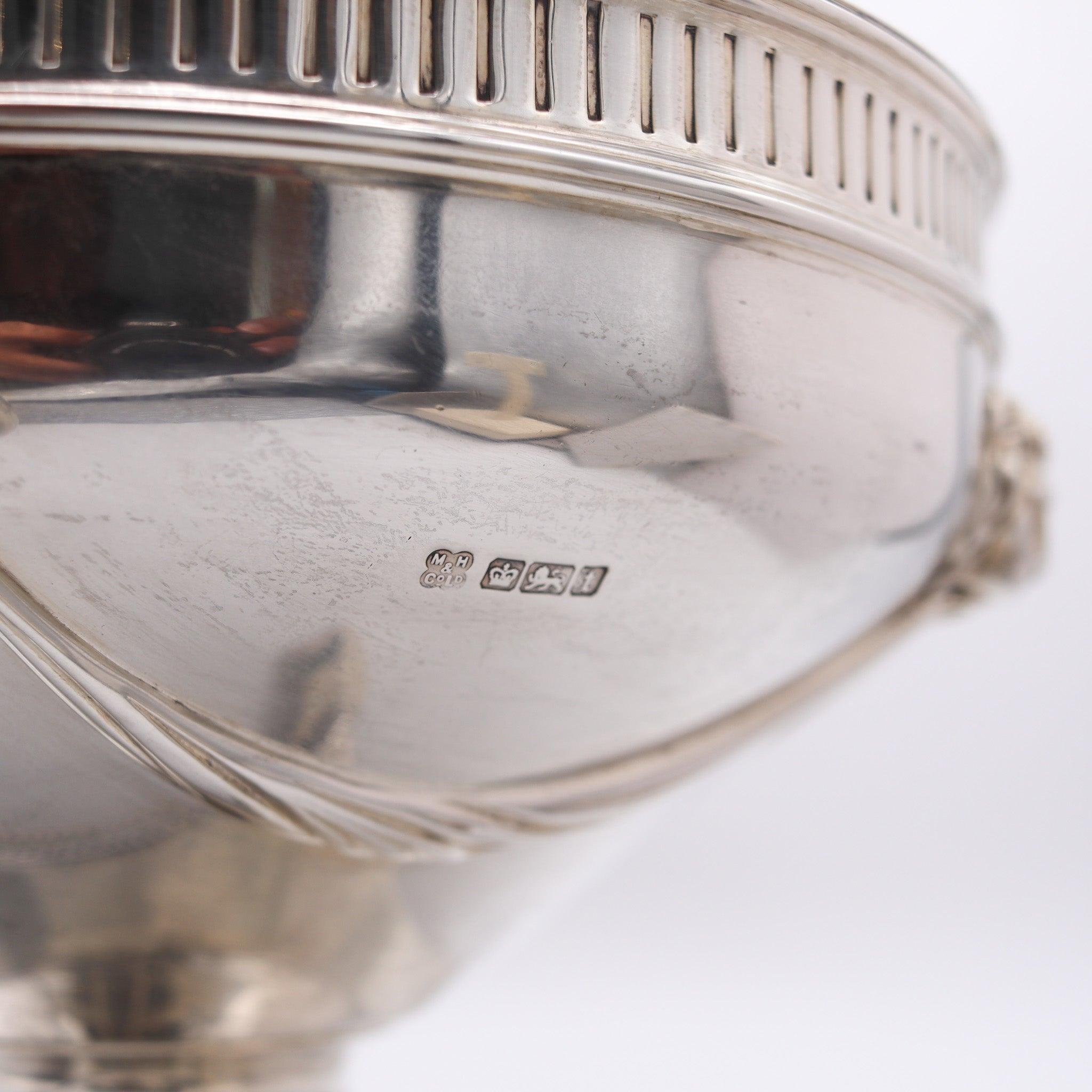 Bol central édouardien Sheffield 1911 en argent sterling .925 en vente 1