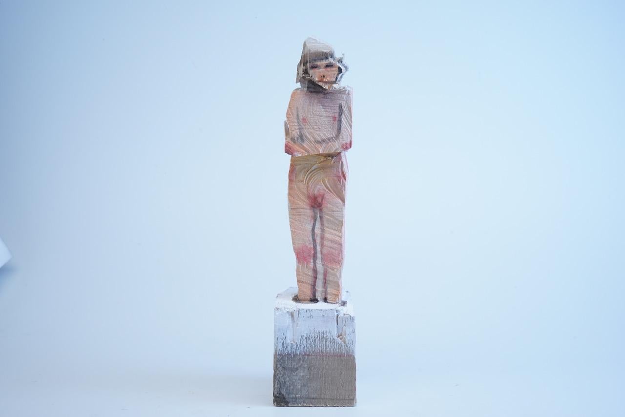 Martin Krammer Figurative Sculpture – Einfrieren