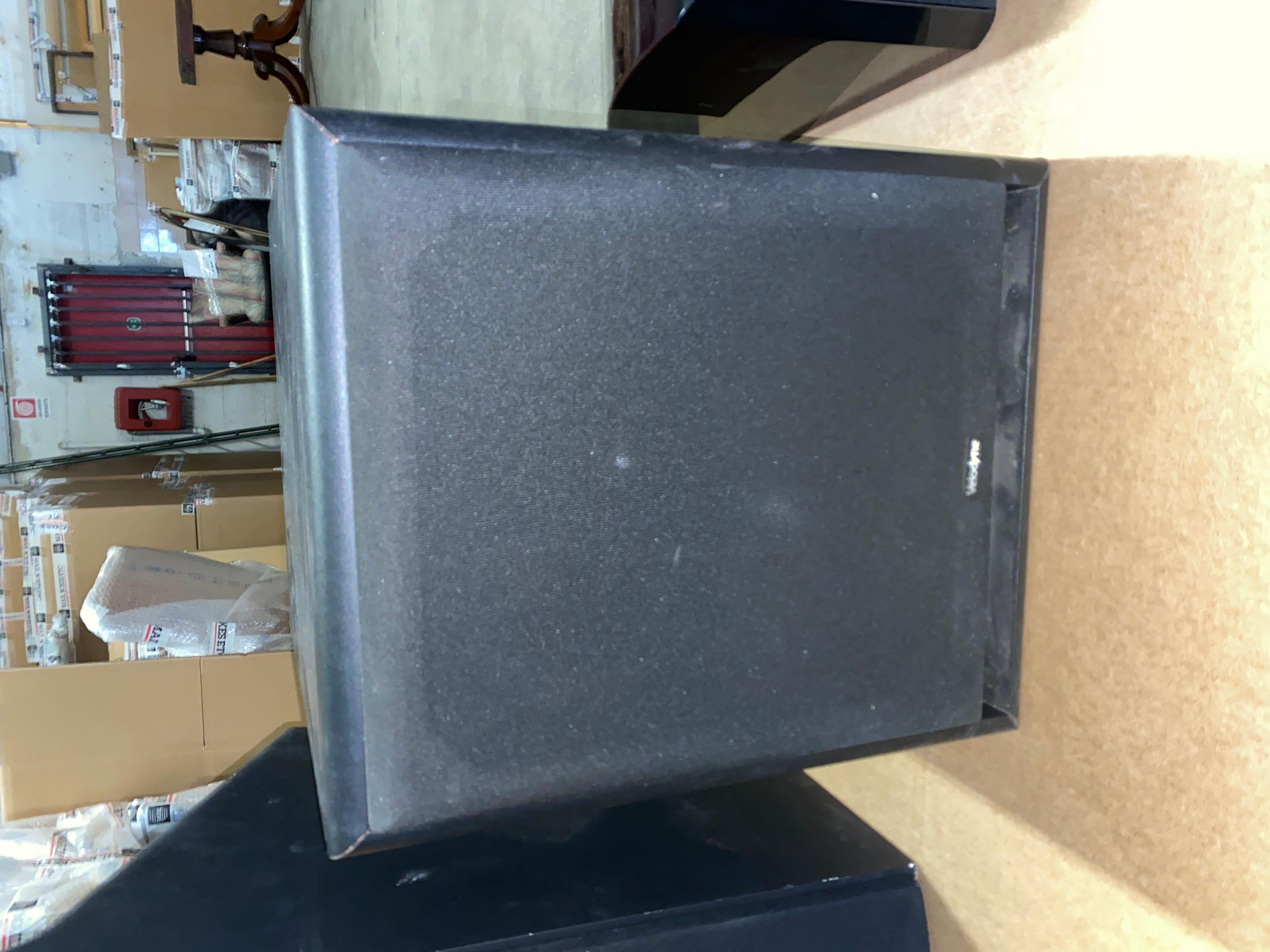 XXIe siècle et contemporain Martin Logan Ascent / Subwoofer Velodyne / Rótel RSX - 1055 AV Amplifier / Autum en vente