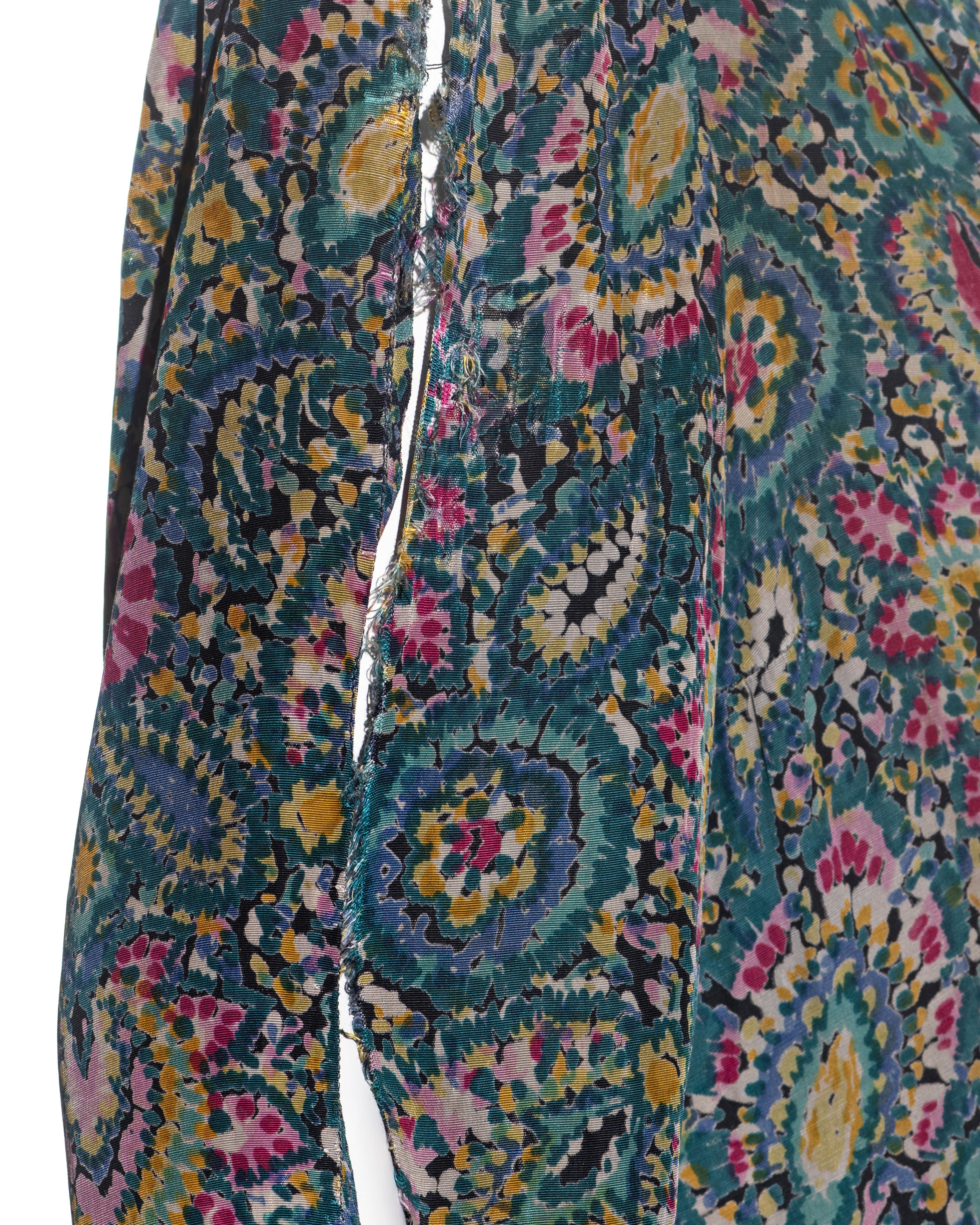 Robe artisanale de Martin Margiela fabriquée à partir de robes vintage récupérées, fw 1993 en vente 9