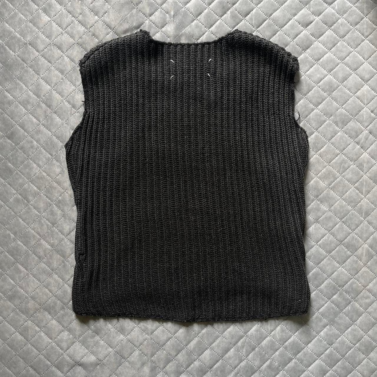 Women's or Men's Martin Margiela AW1998 Flat Collection Knitted Vest For Sale