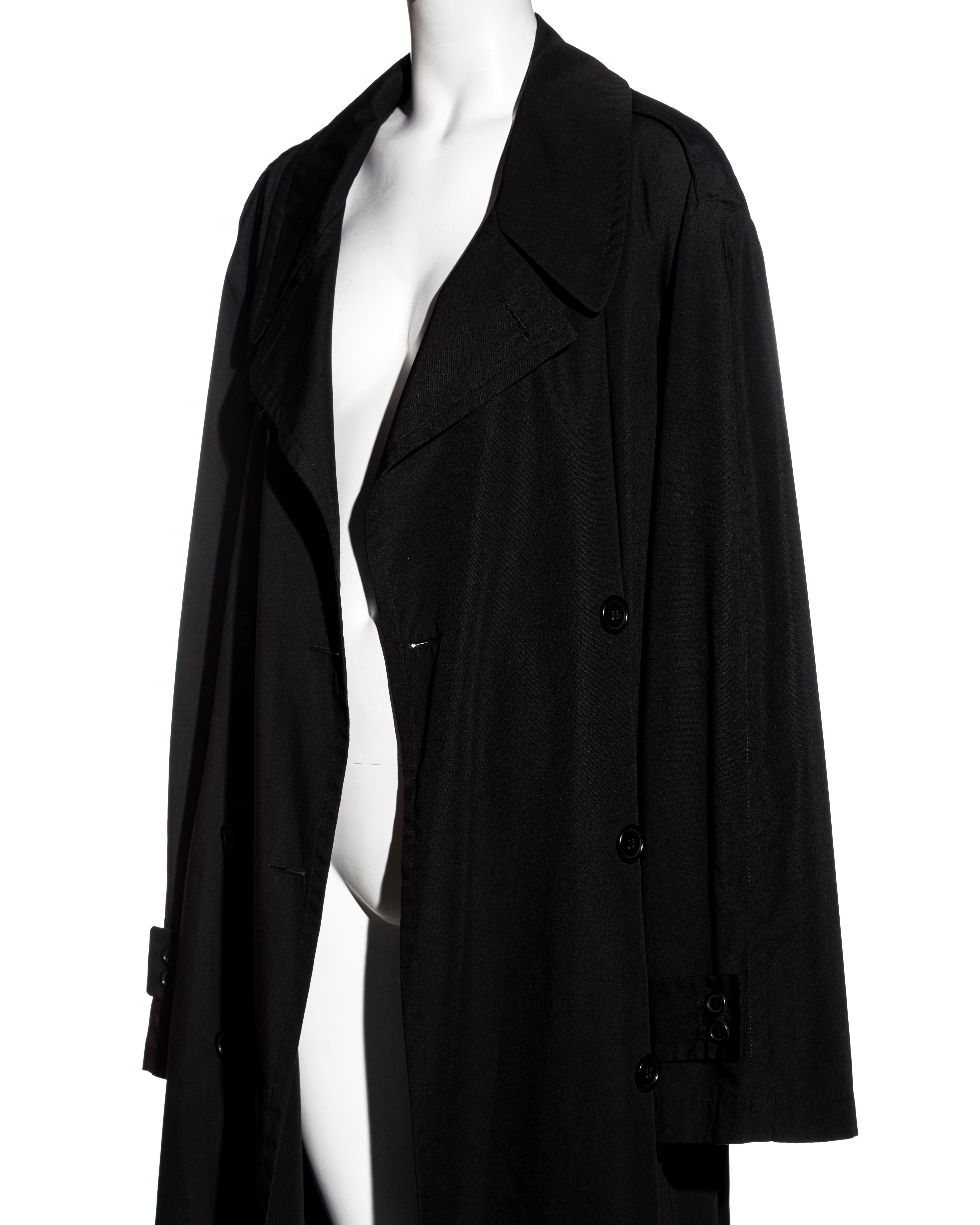 Martin Margiela black oversized size 74 trench coat, ss 2000 In Excellent Condition For Sale In London, GB