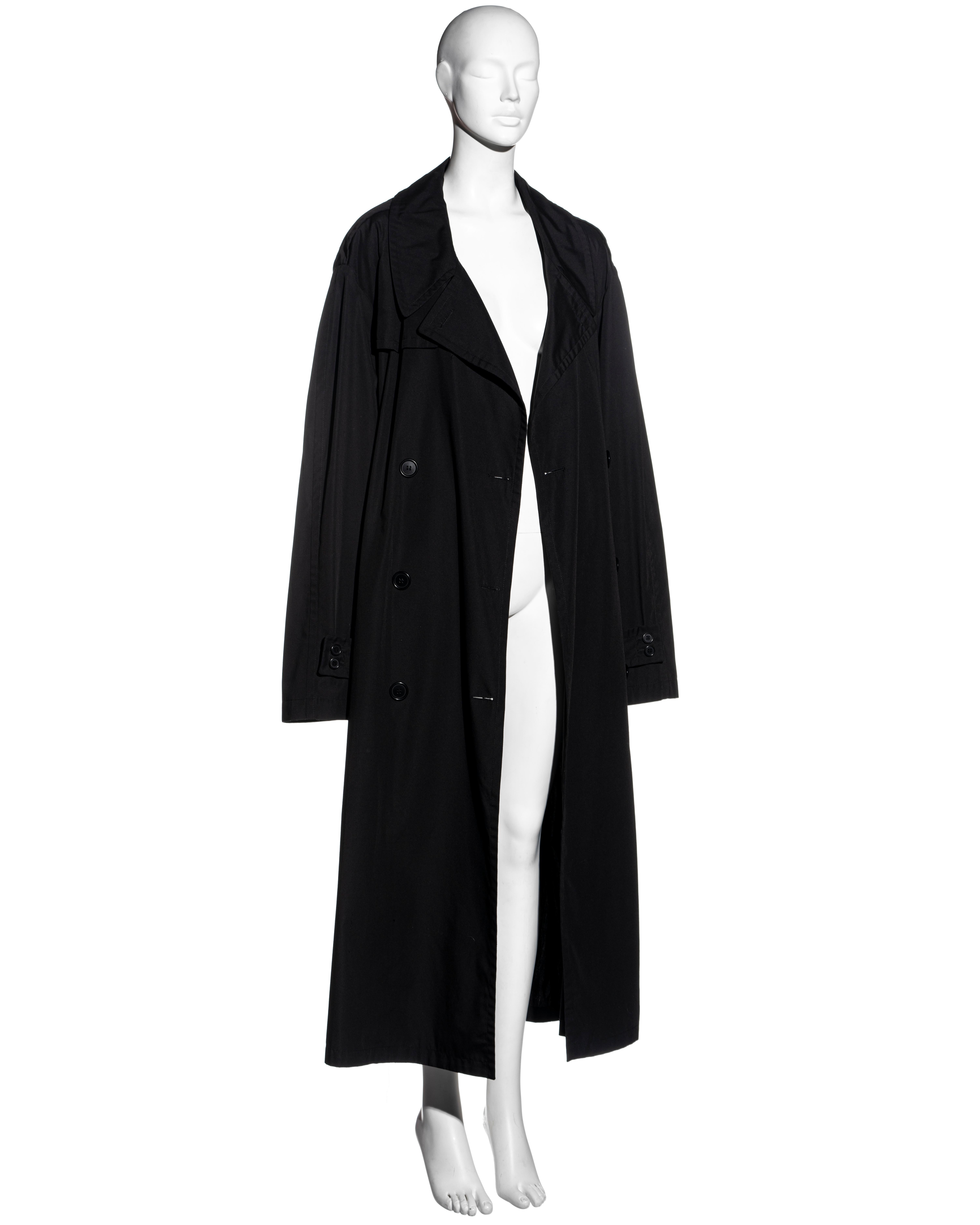 Martin Margiela black oversized size 74 trench coat, ss 2000 For Sale 1