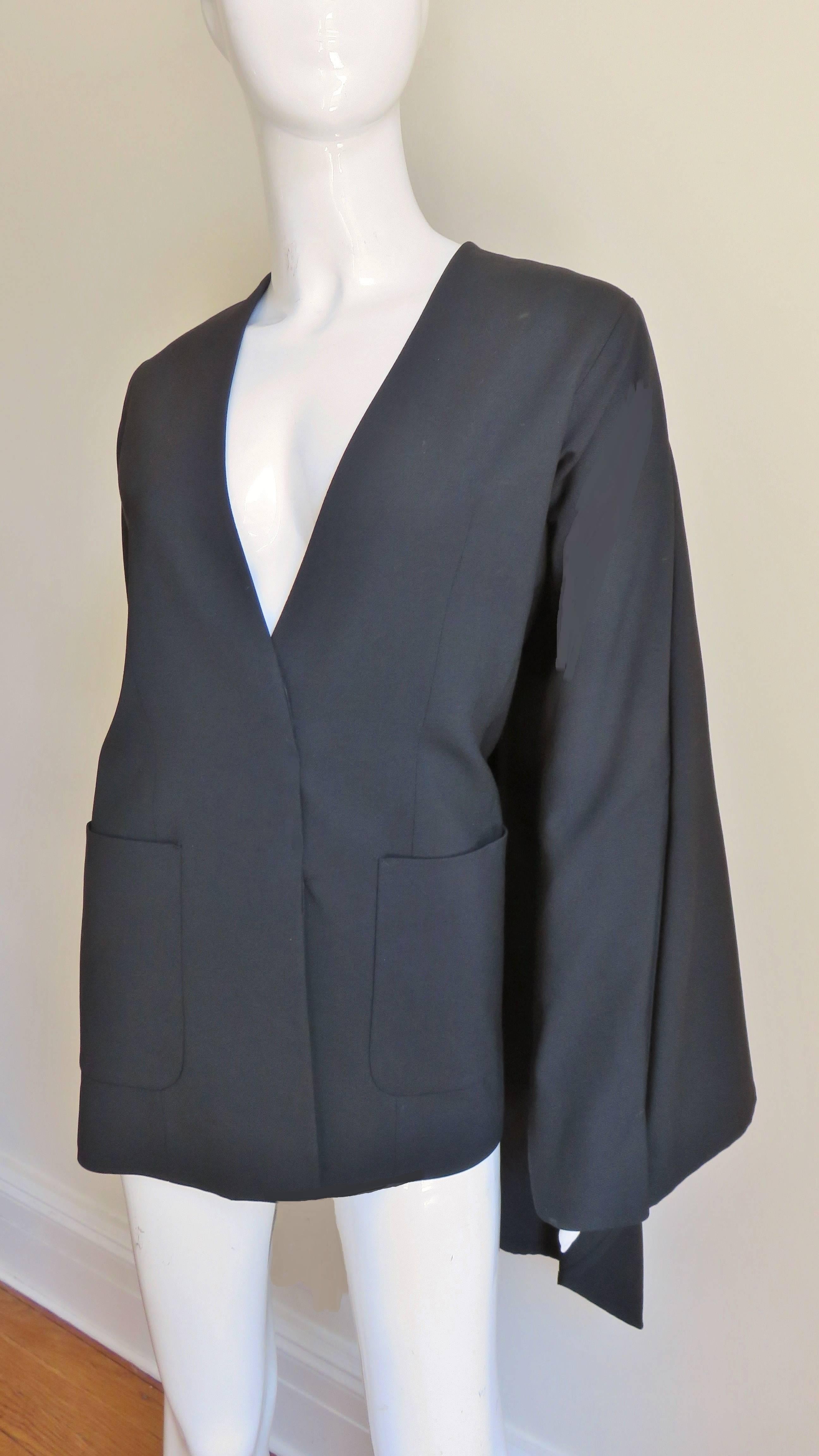 Martin Margiela Cape Back Jacket In Good Condition For Sale In Water Mill, NY