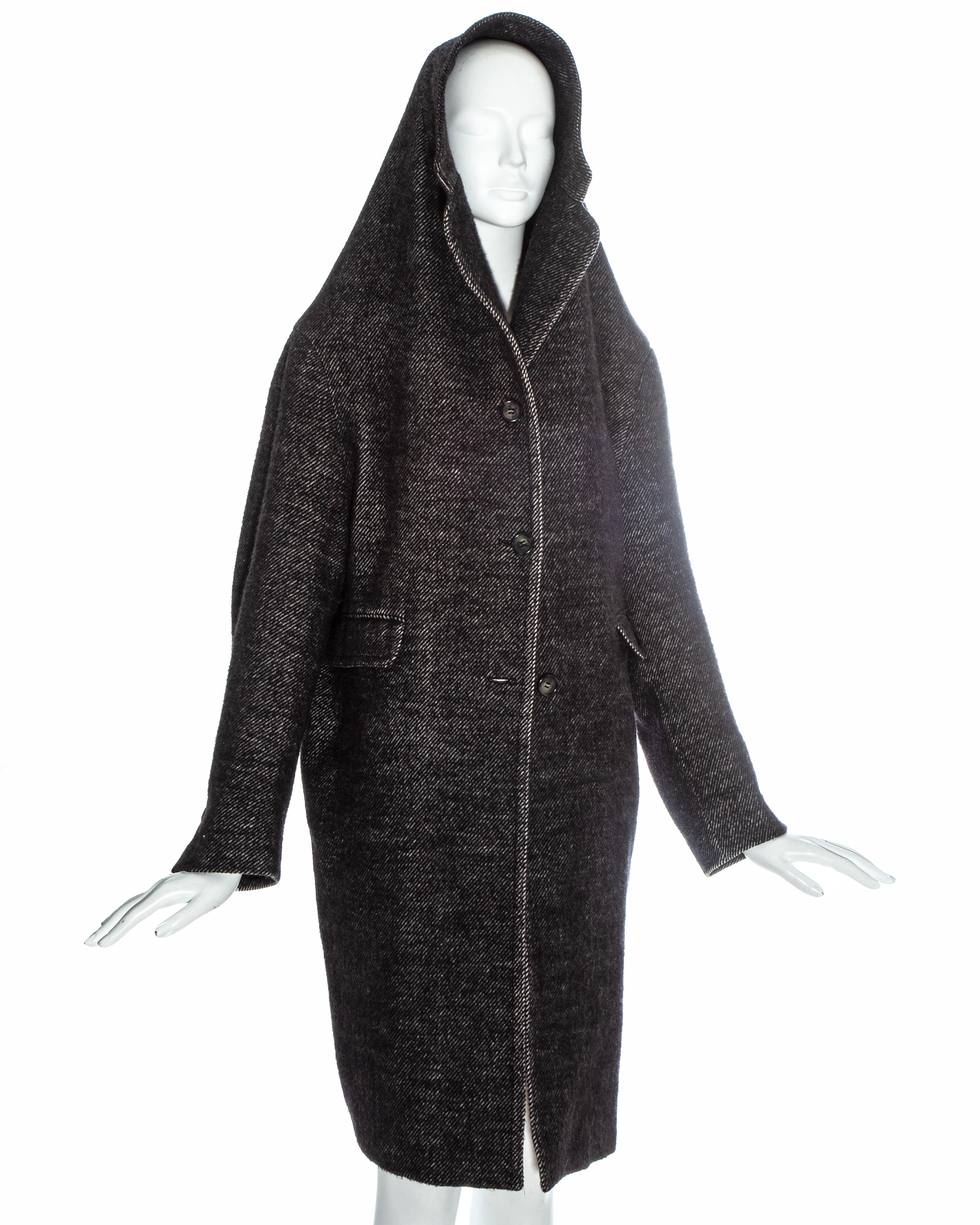 Black Martin Margiela dark grey wool coat with an elongated hood-collar, fw 2005 For Sale