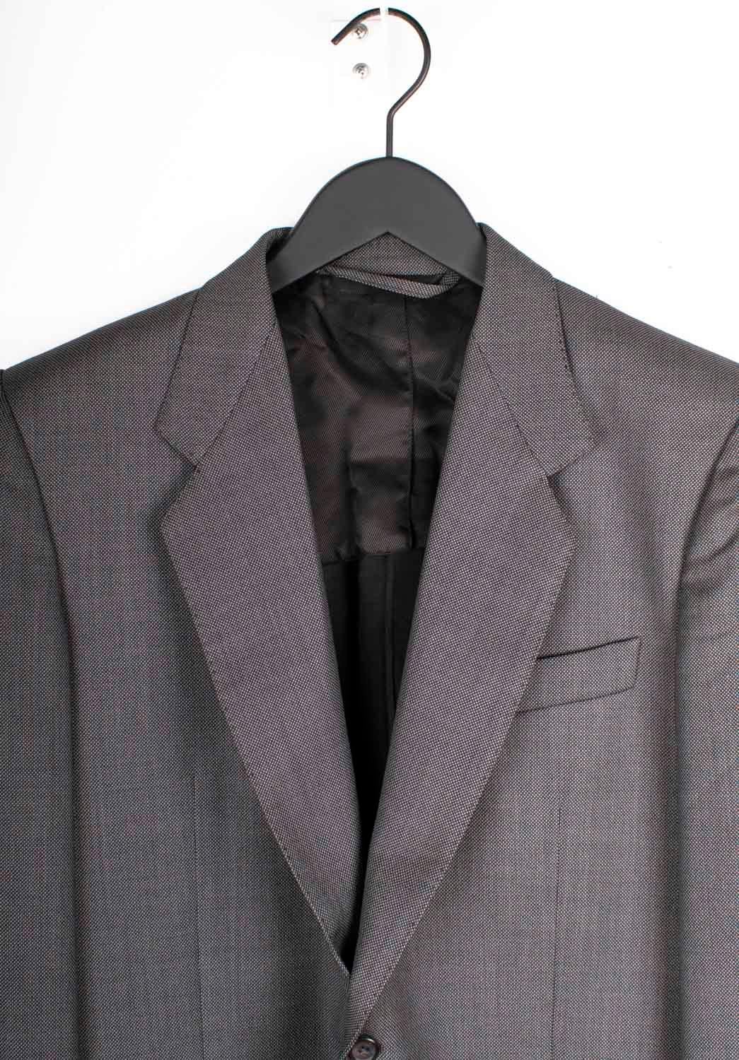 Controlla le mie altre inserzioni. Ho molti altri abiti firmati in vendita. Aperto a qualsiasi offerta.
L'articolo in vendita è 100% autentico Martin Margiela Casual Blazer Uomo Giacca, VINU0
Colore: Grigio
(Il colore effettivo può variare
