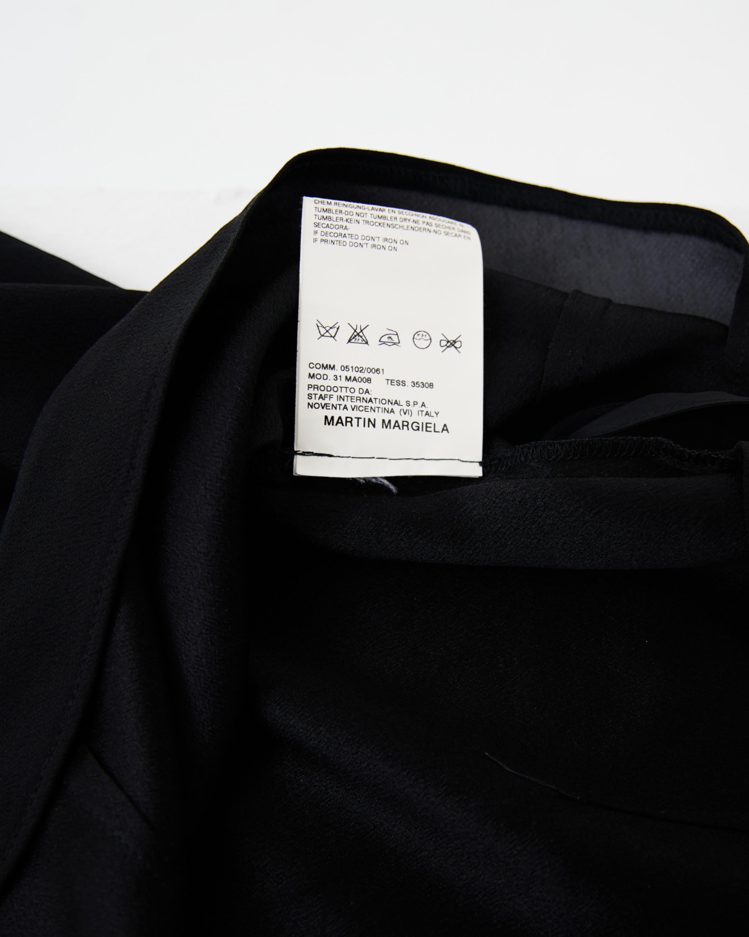 Martin Margiela S/S 2006 Set: Black Lined Top and Skirt in vendita 8