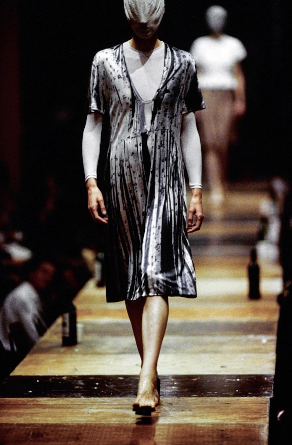 Martin Margiela vintage ss 1996 runway Trompe l'oeil printed viscose dress For Sale 11