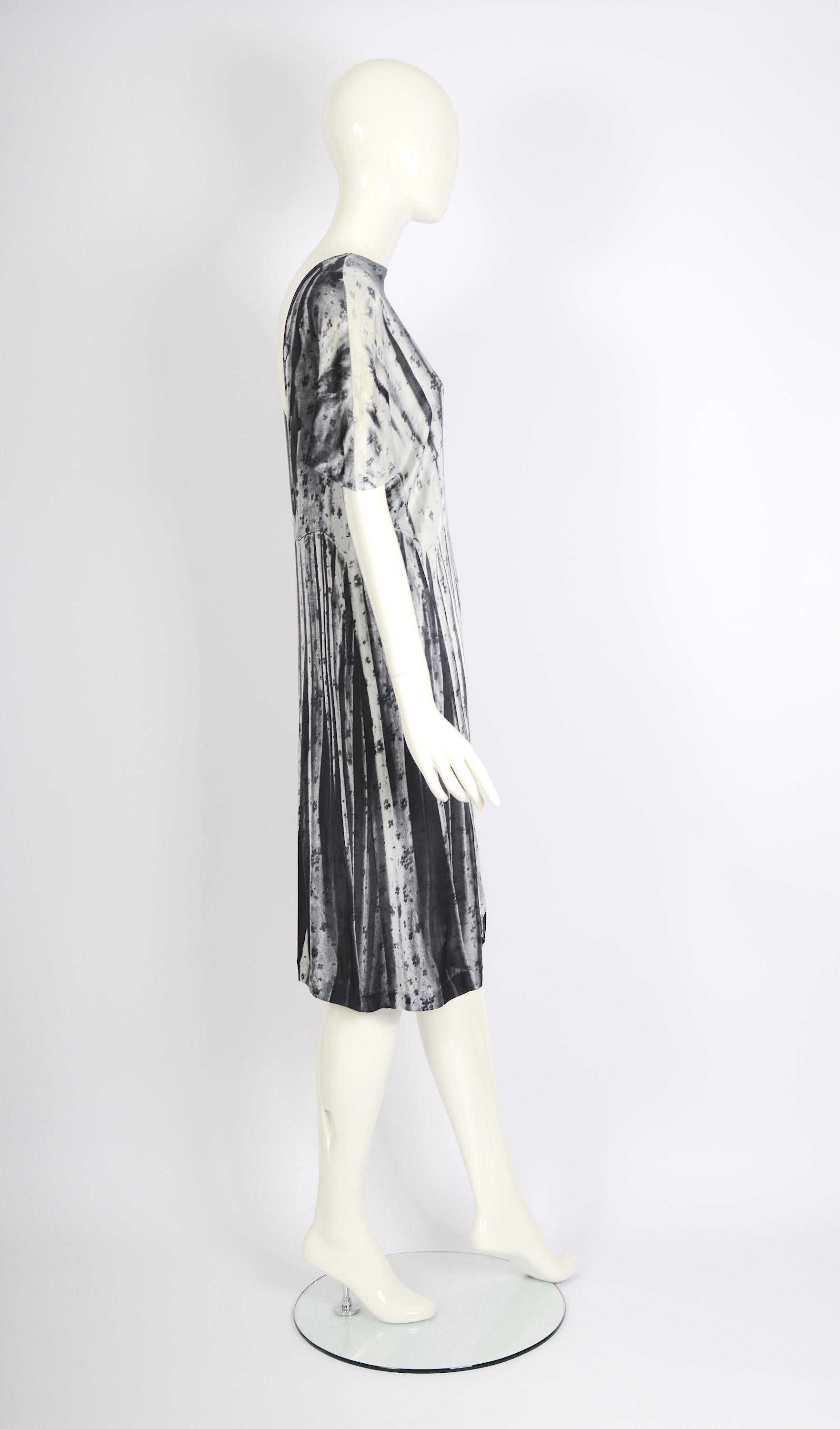 Martin Margiela vintage ss 1996 runway Trompe l'oeil printed viscose dress For Sale 1