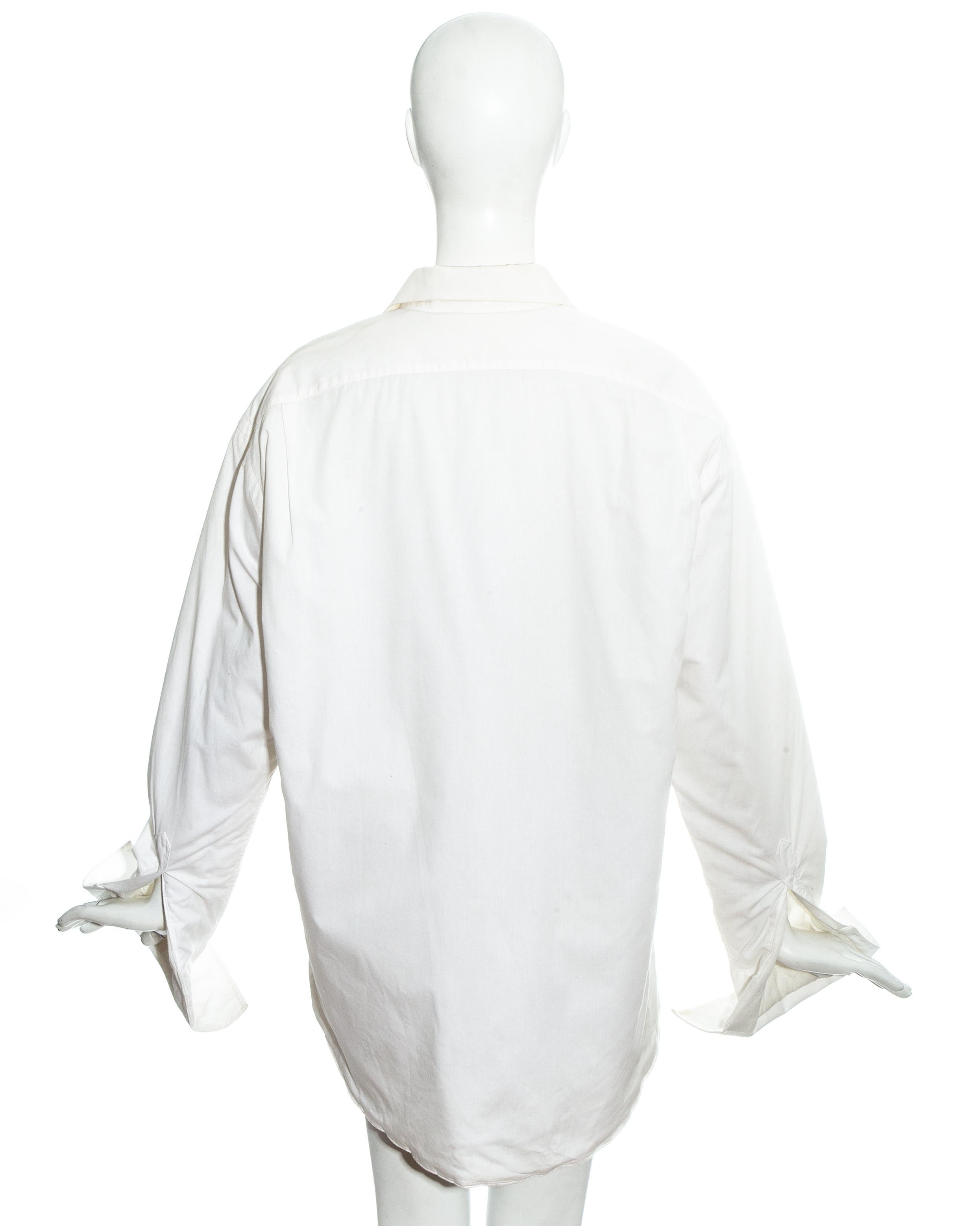 Martin Margiela white cotton oversized shirt jacket with quilted lining, fw 1996 In Good Condition In London, GB