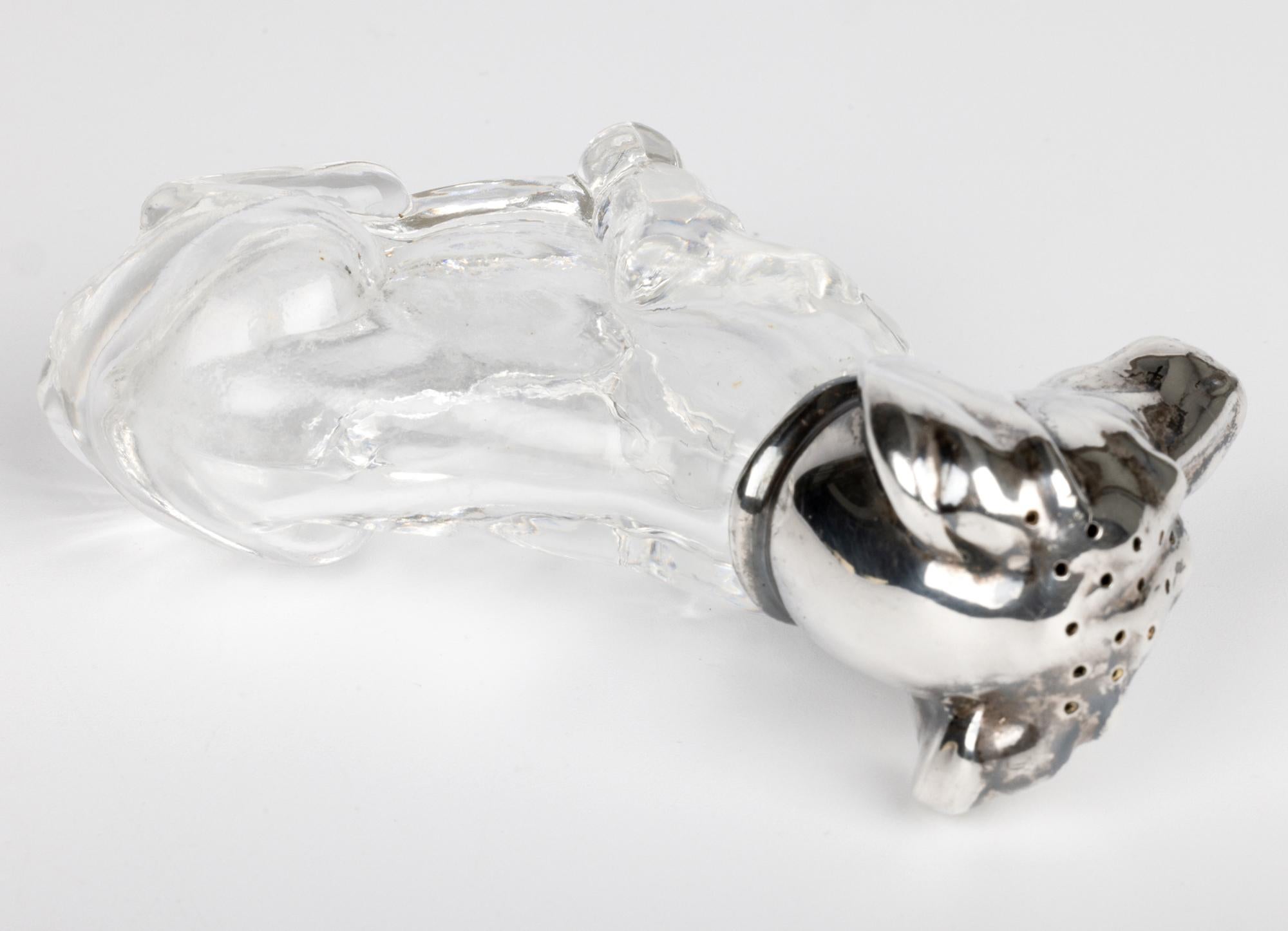 Martin Mayer Perro salchicha alemán Pepperette de cristal con montura de plata Alemán en venta