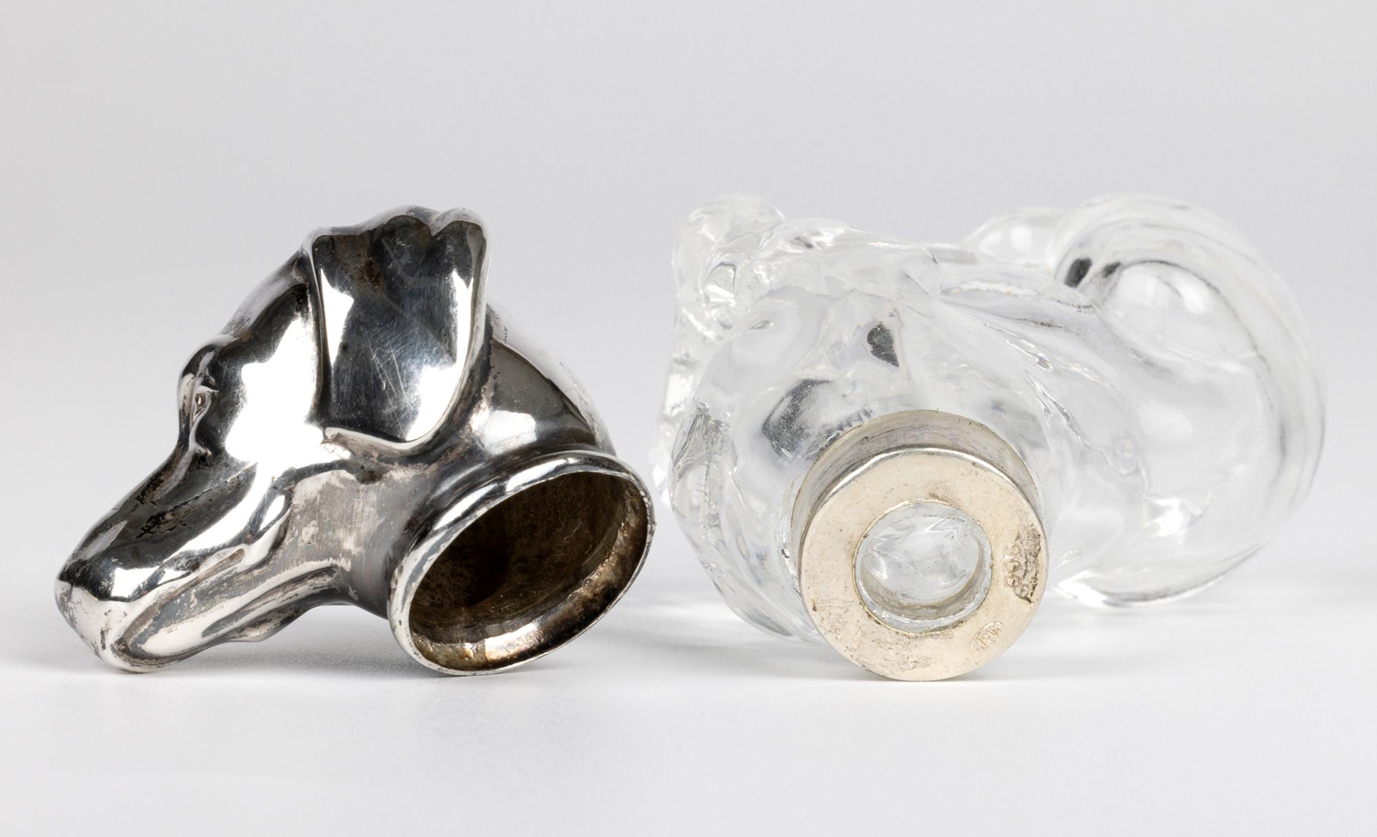 Martin Mayer Perro salchicha alemán Pepperette de cristal con montura de plata en venta 1