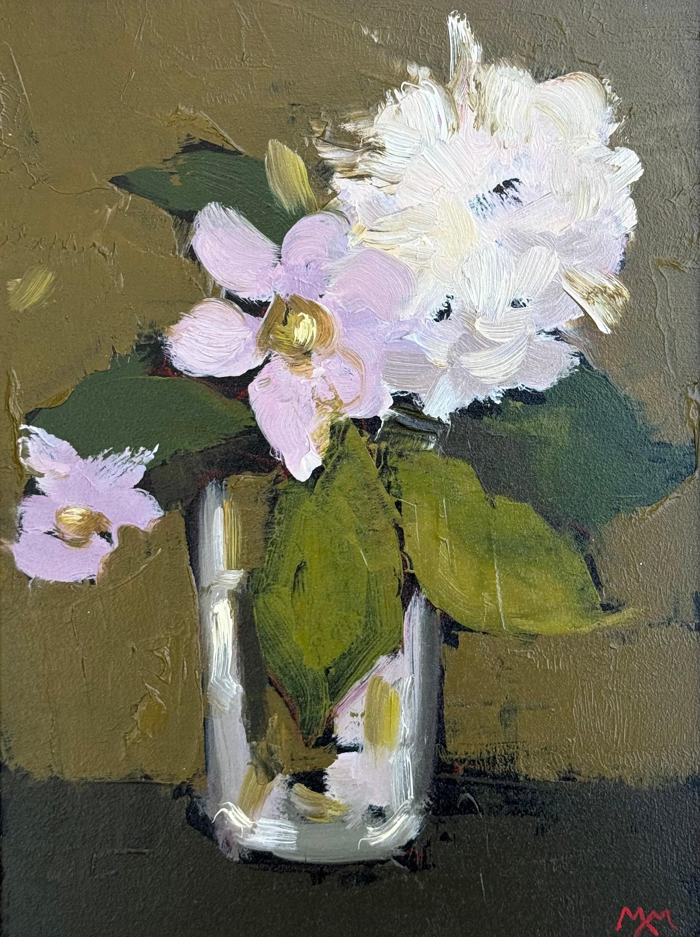 Pintura original al óleo sobre tabla de un bodegón de anémonas japonesas del conocido artista irlandés Martin Mooney.  Firmado con el monograma del artista abajo a la derecha. Titulado, firmado y fechado en el reverso por el artista. El estado es