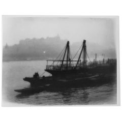 Scène de port avec bateau, imprimé gélatino-argentique
