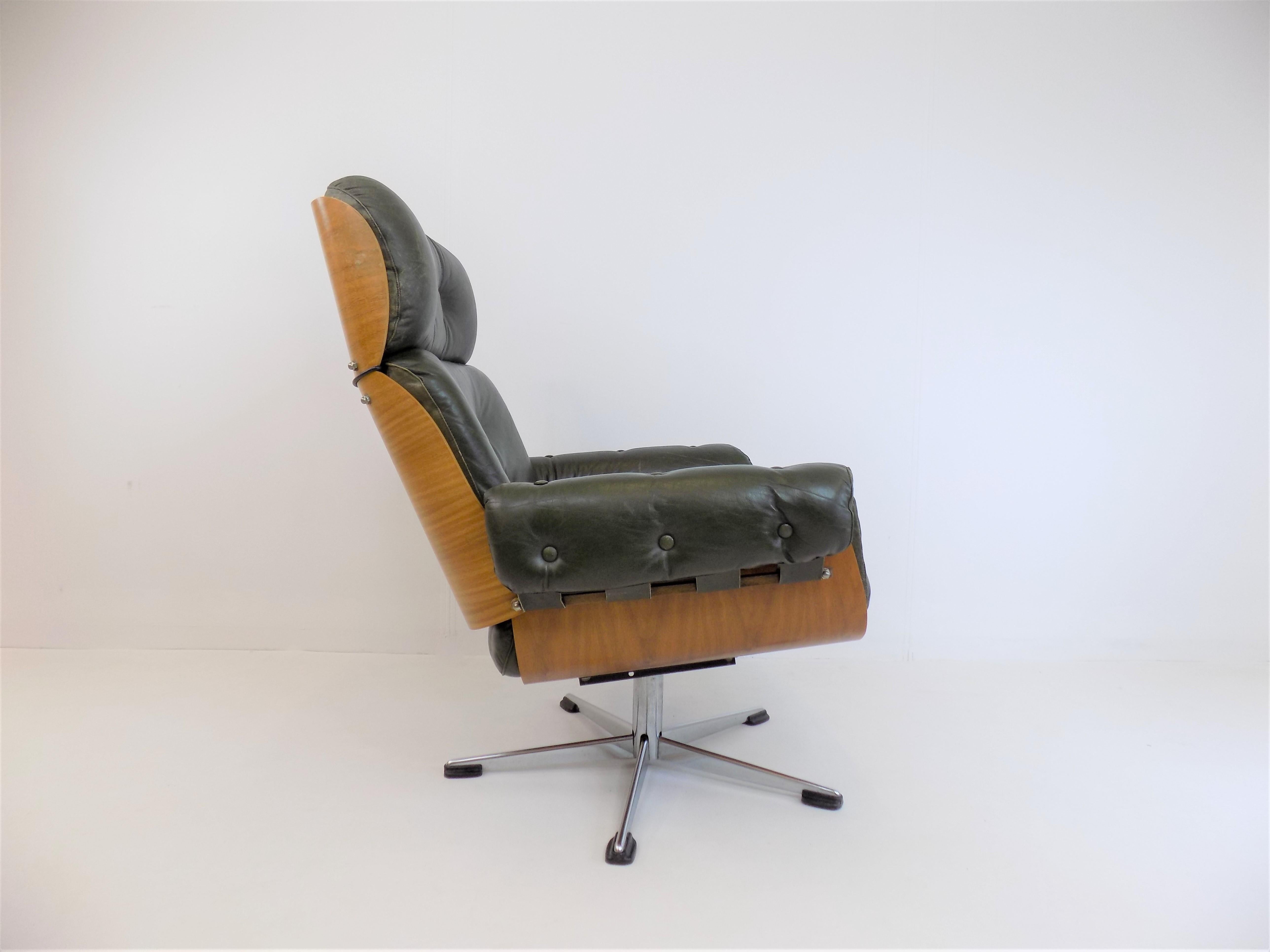 Late 20th Century Martin Stoll Leather Chair 5612 for Giroflex For Sale