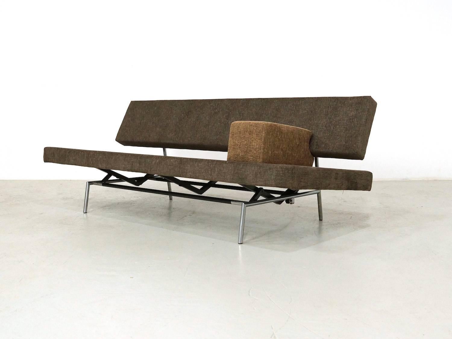 Martin Visser BR02 Sleeping Sofa for 't Spectrum For Sale 6