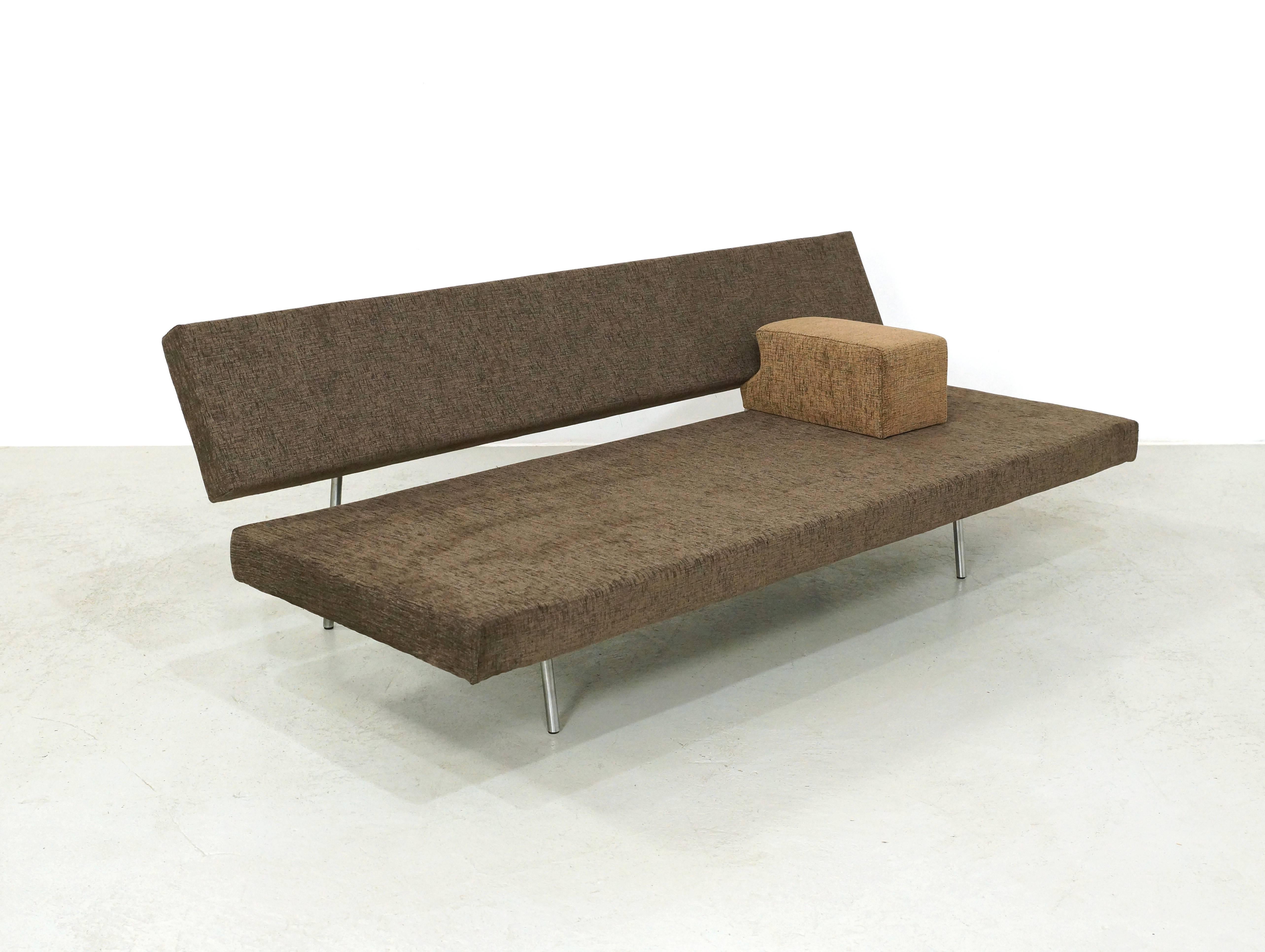 Dutch Martin Visser BR02 Sleeping Sofa for 't Spectrum For Sale