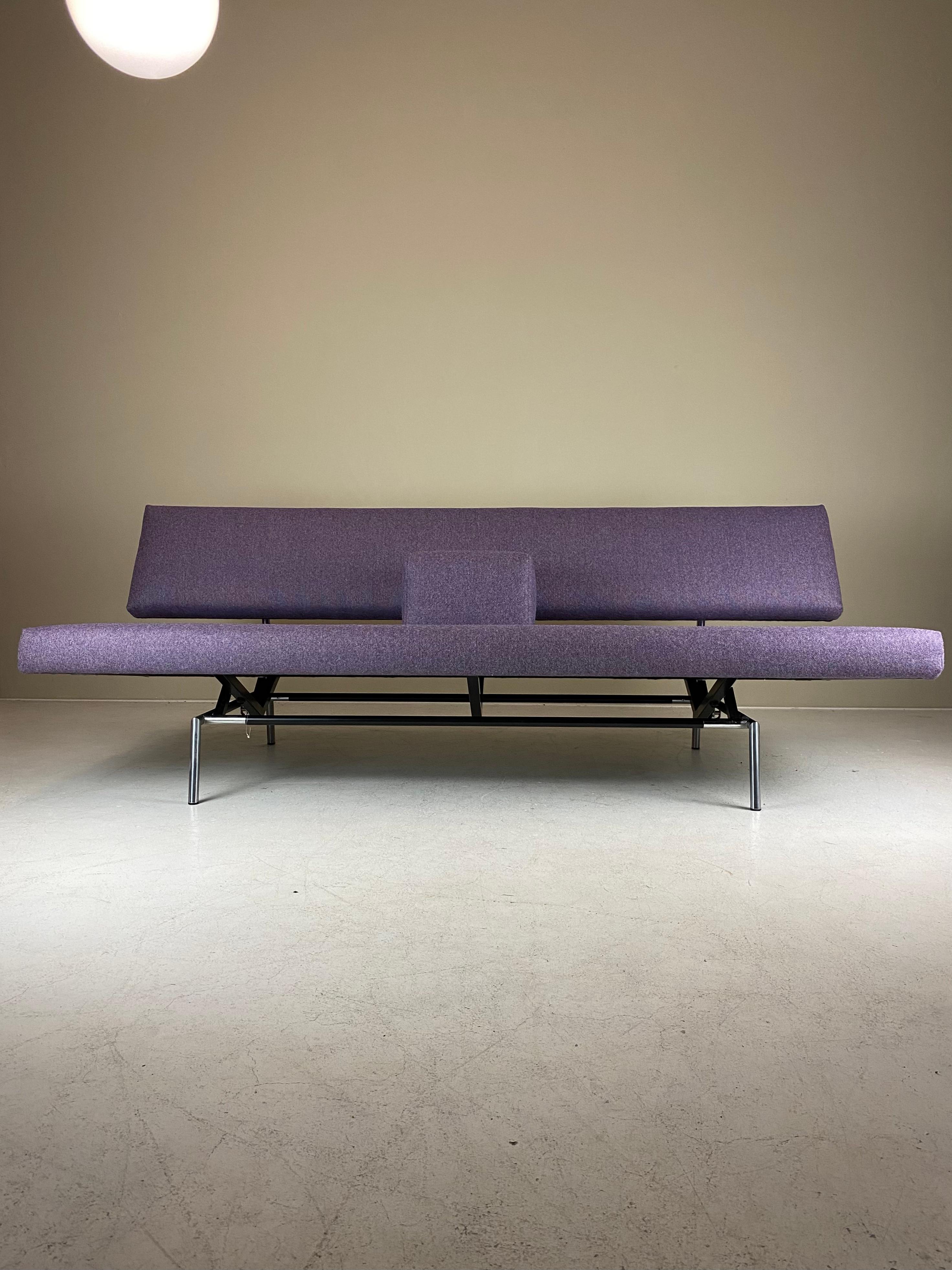 Martin Visser BR02 Sofa/ Sofa bed/ Daybed by ‘t Spectrum, Dutch Mid-Century For Sale 1