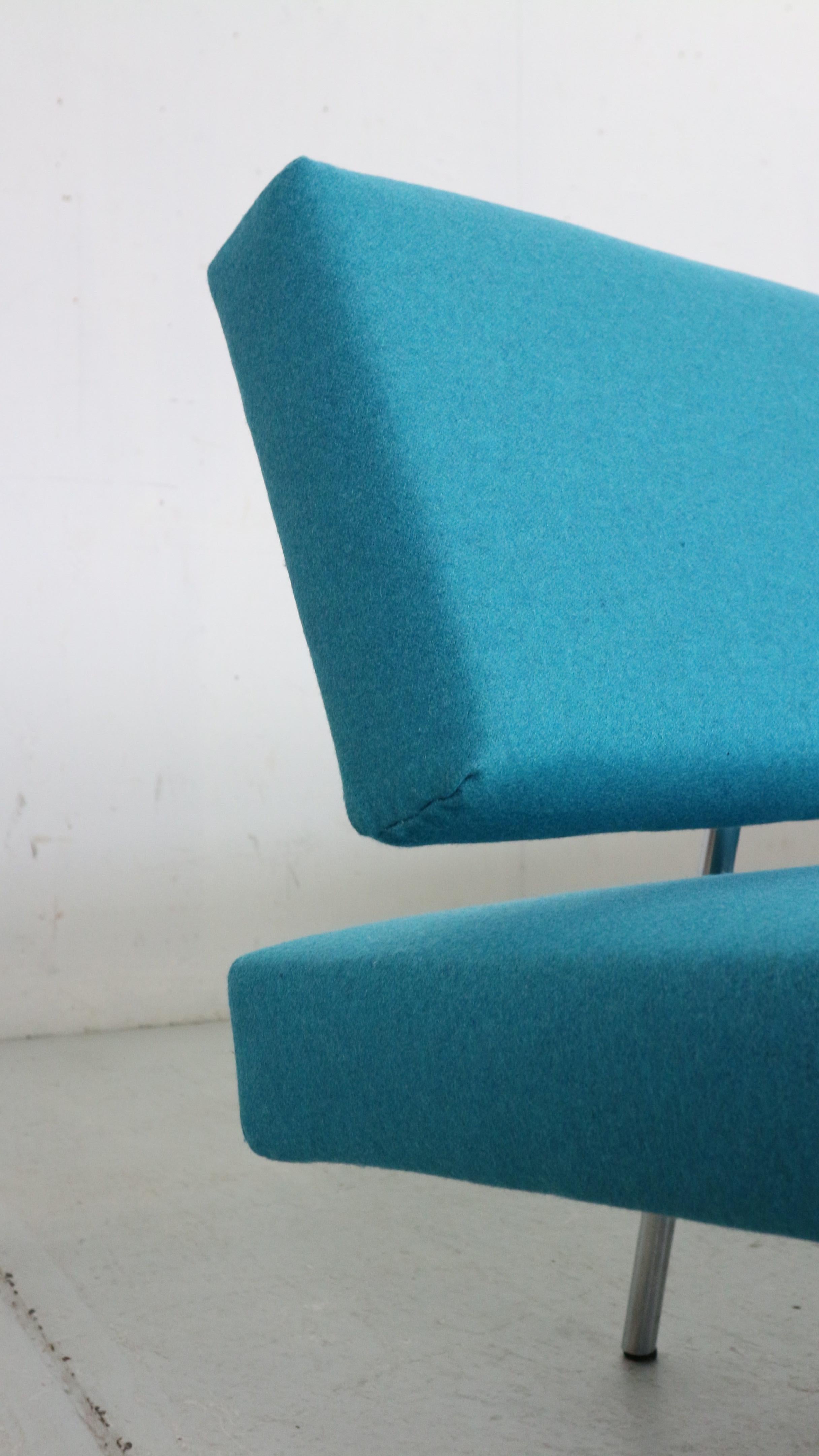 Martin Visser BZ53 Blue Newly Upholstered Sofa or Daybed for t'Spectrum, 1960s 4