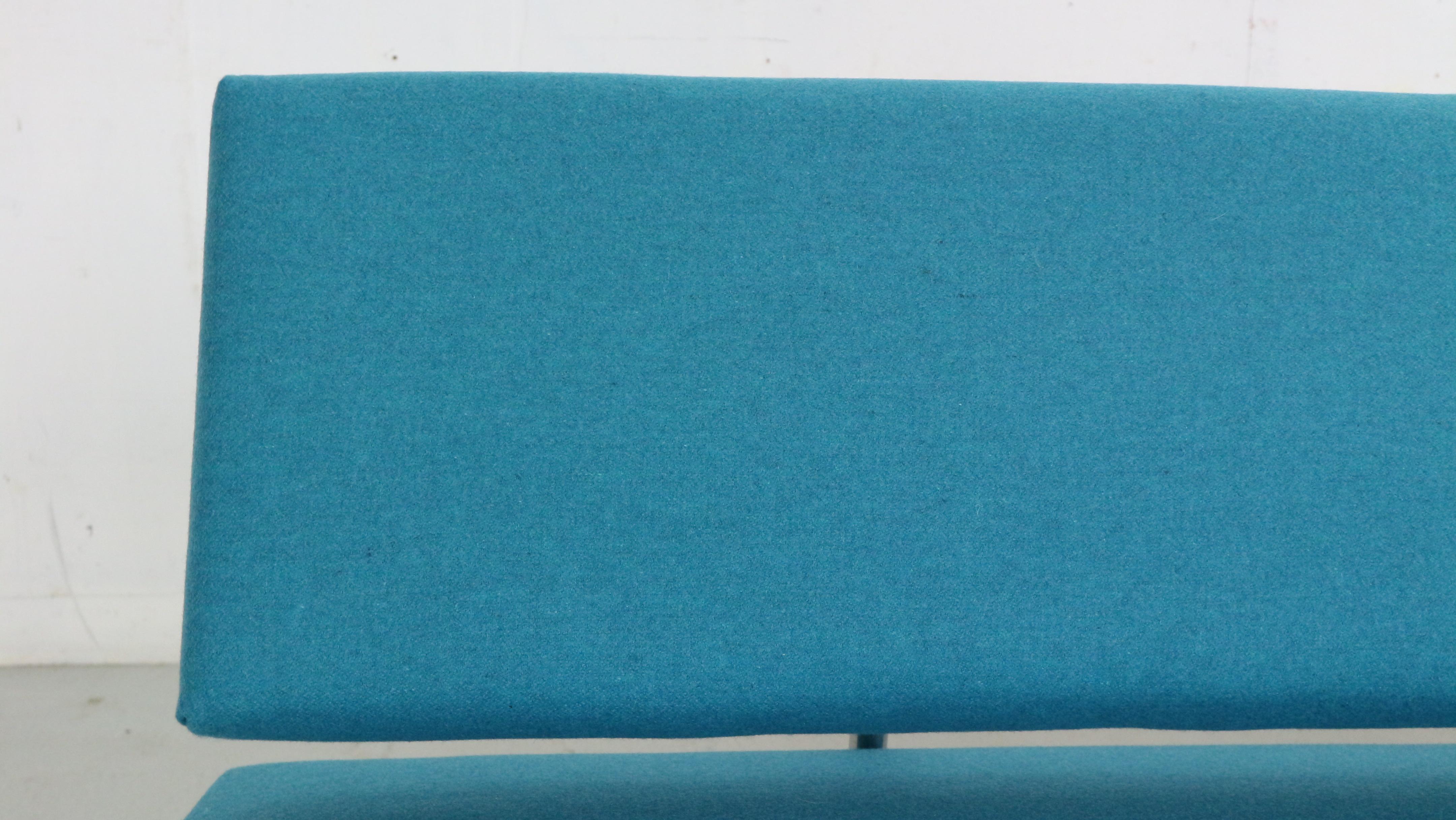 Martin Visser BZ53 Blue Newly Upholstered Sofa or Daybed for t'Spectrum, 1960s 9