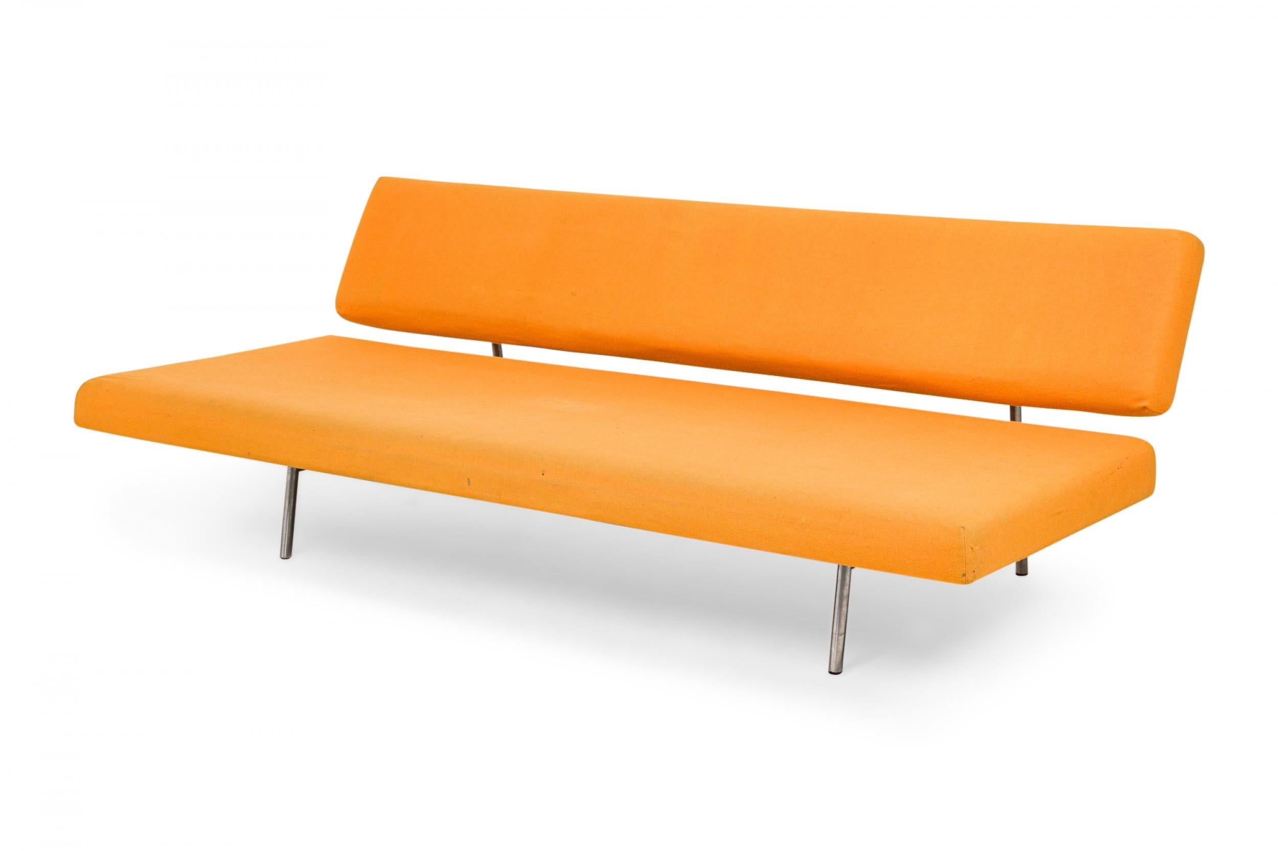 Martin Visser for Spectrum Orange Felt Convertible Sleeper Sofa (model BR02) For Sale 1