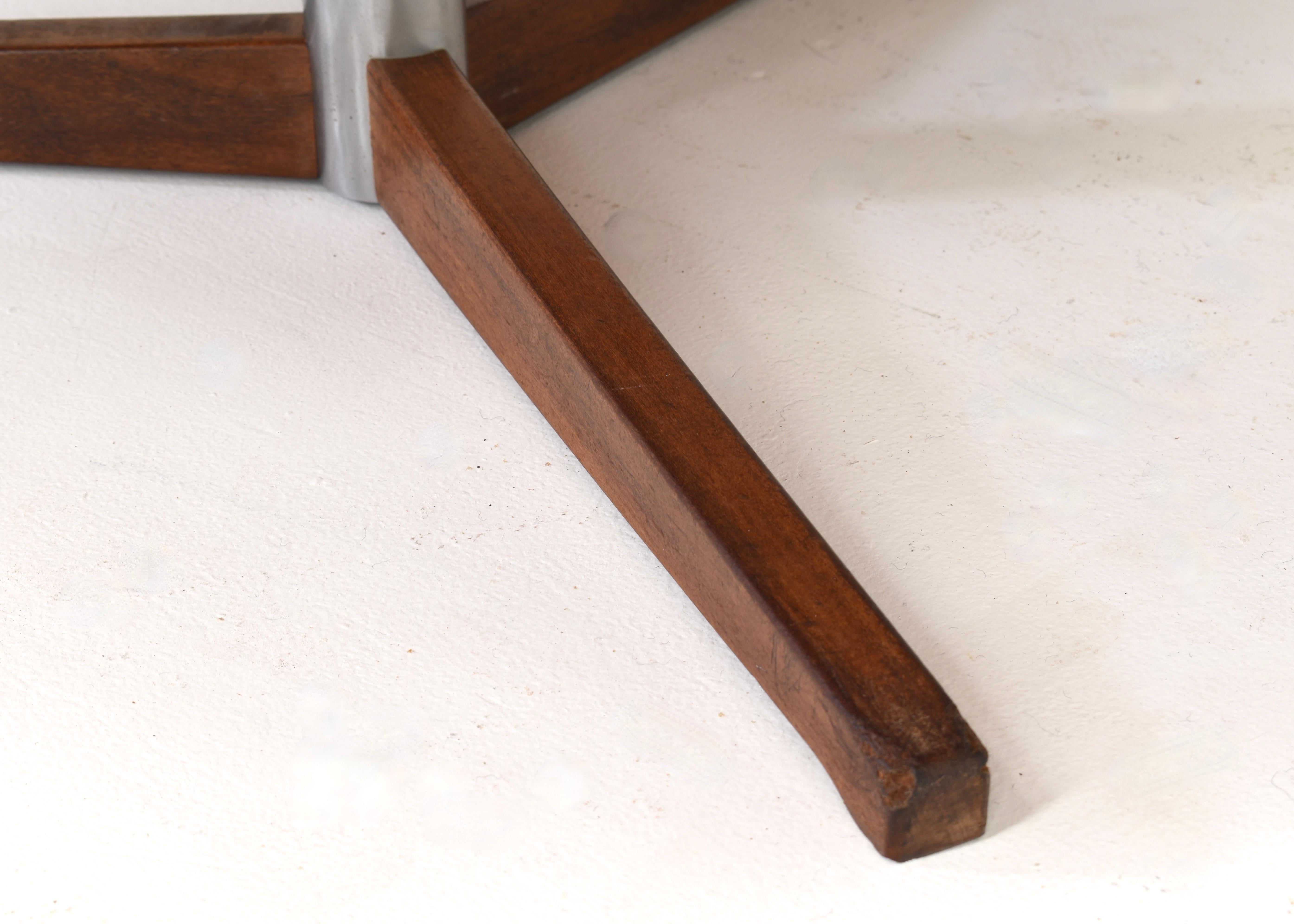 Table basse ronde en teck, Martin Visser pour Spectrum, Pays-Bas - 1965 en vente 5