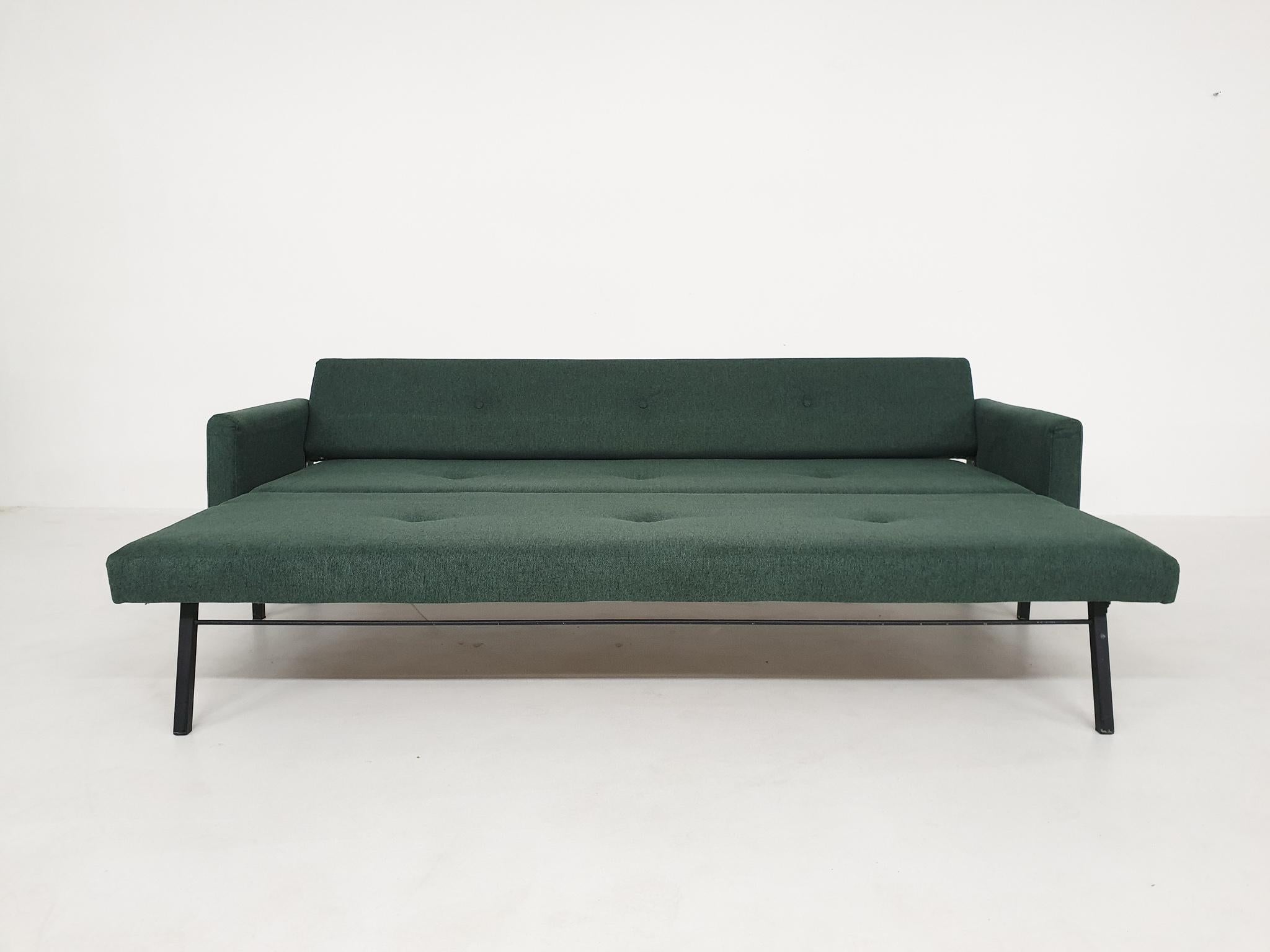Martin Visser for 't Spectrum 'BR49' Lounge Sofa or Daybed The Netherlands 1950s 1
