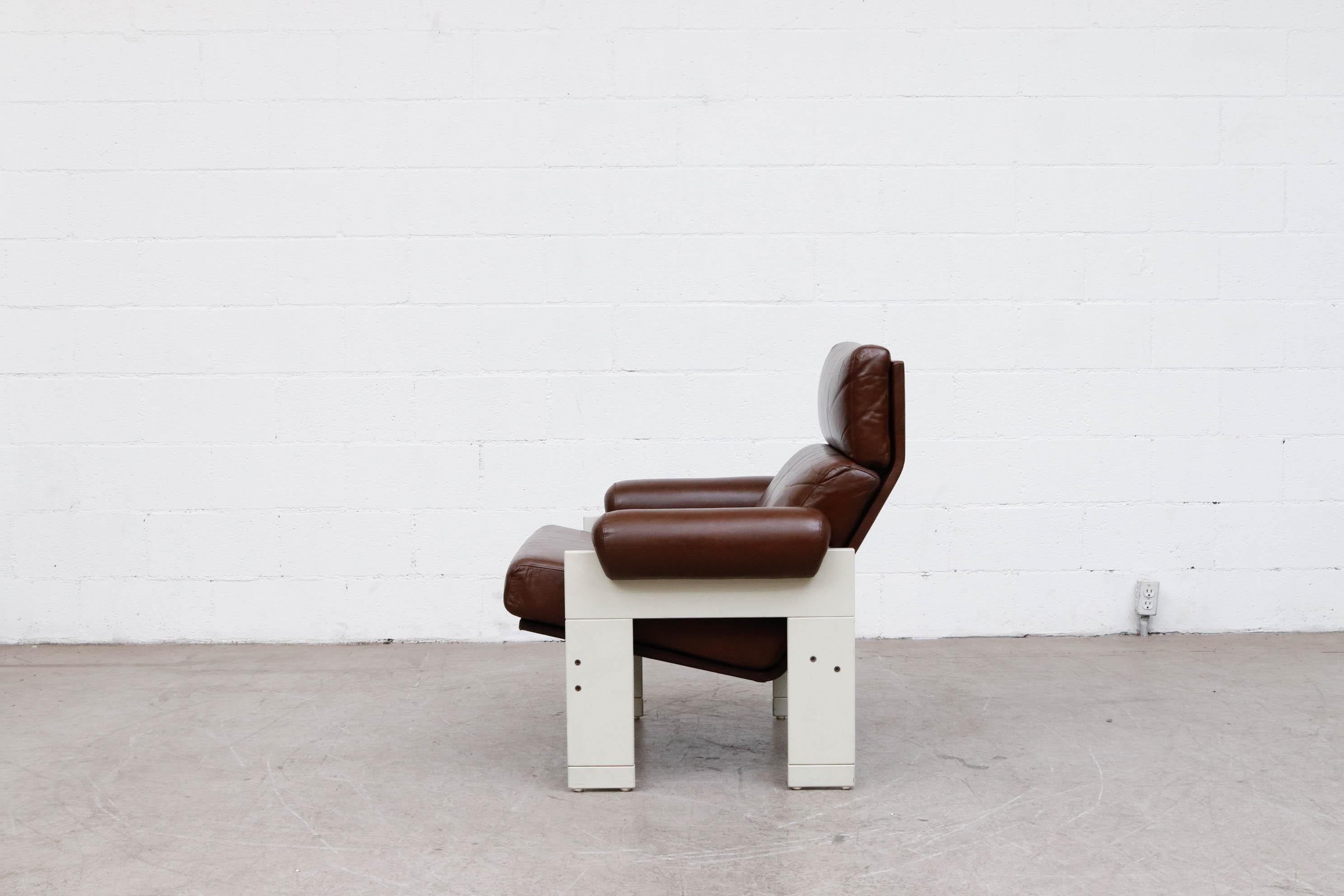 Martin Visser for 't Spectrum Leather Lounge Chair In Good Condition In Los Angeles, CA