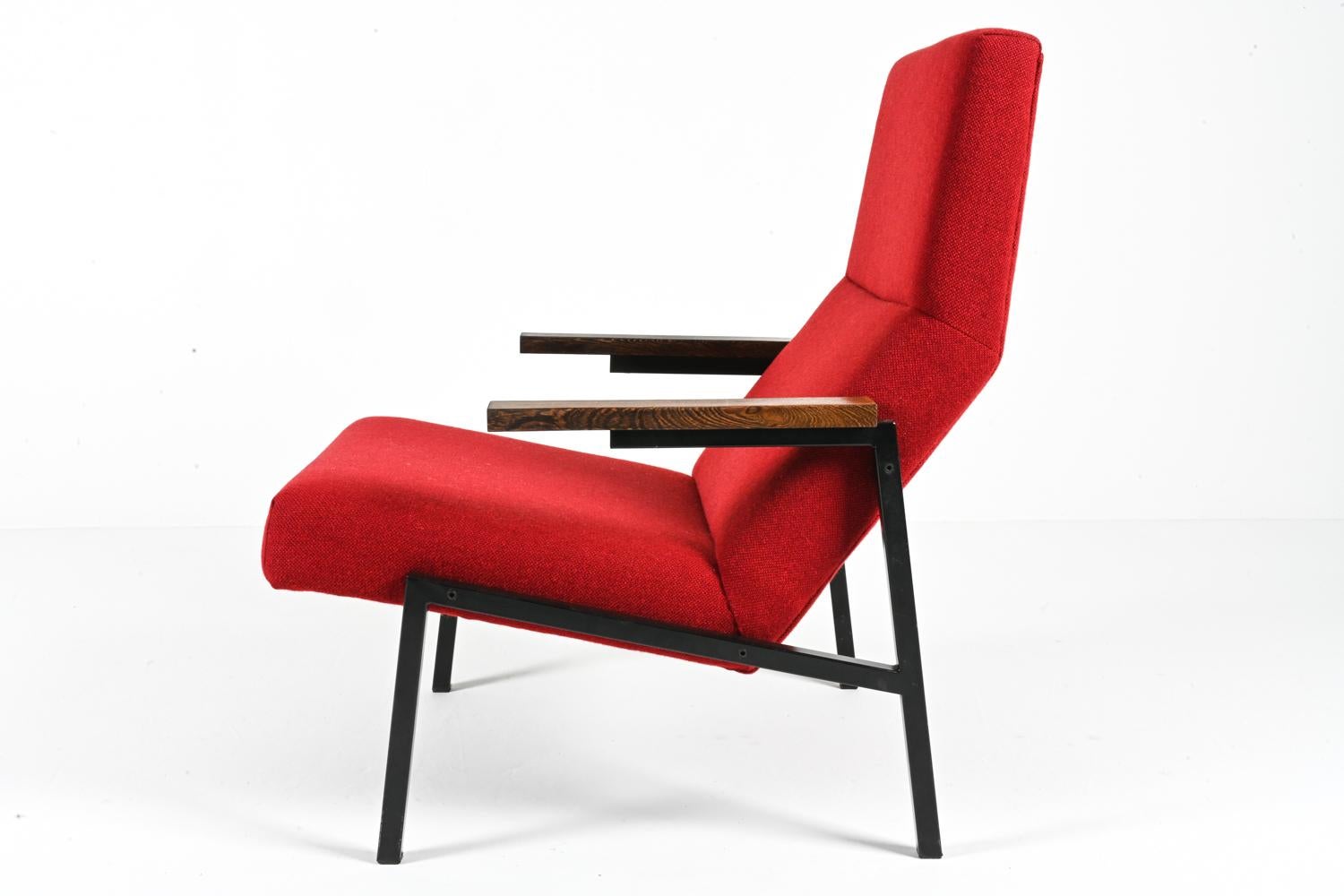 Steel Martin Visser for 't Spectrum SZ 67 Lounge Chair For Sale