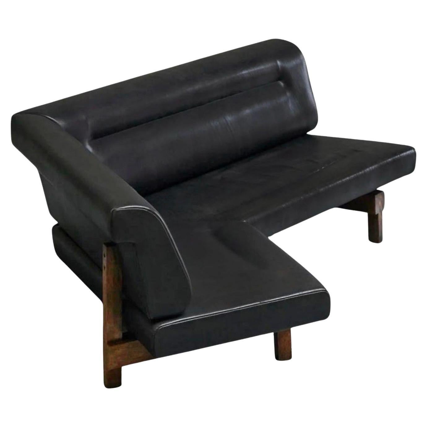 Martin Visser Important One-Off Boomerang Sofa in Wengé and Black Leather 1970 For Sale