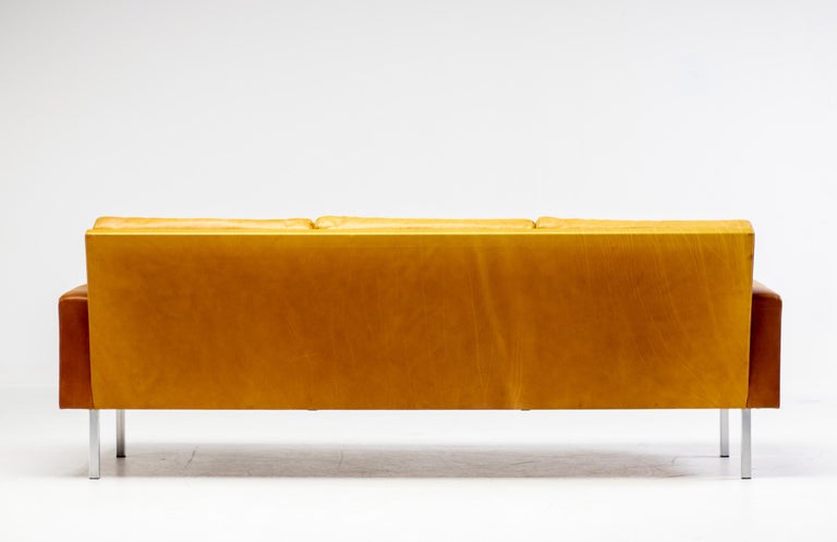 Mid-Century Modern Martin Visser Leather Sofa BZ55 for 't Spectrum For Sale