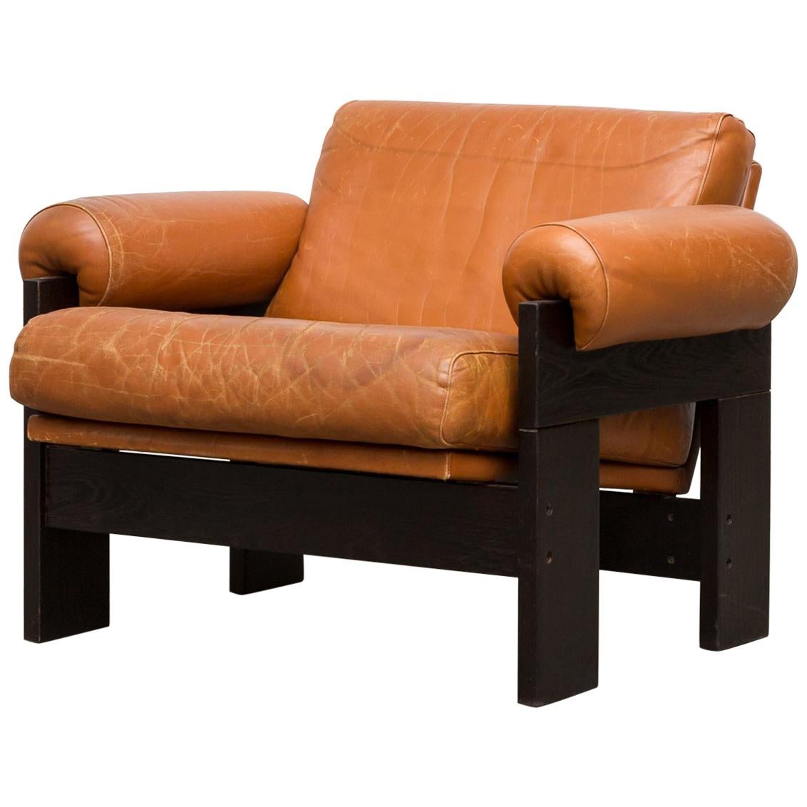 Martin Visser Rust Leather and Wenge Lounge Chair