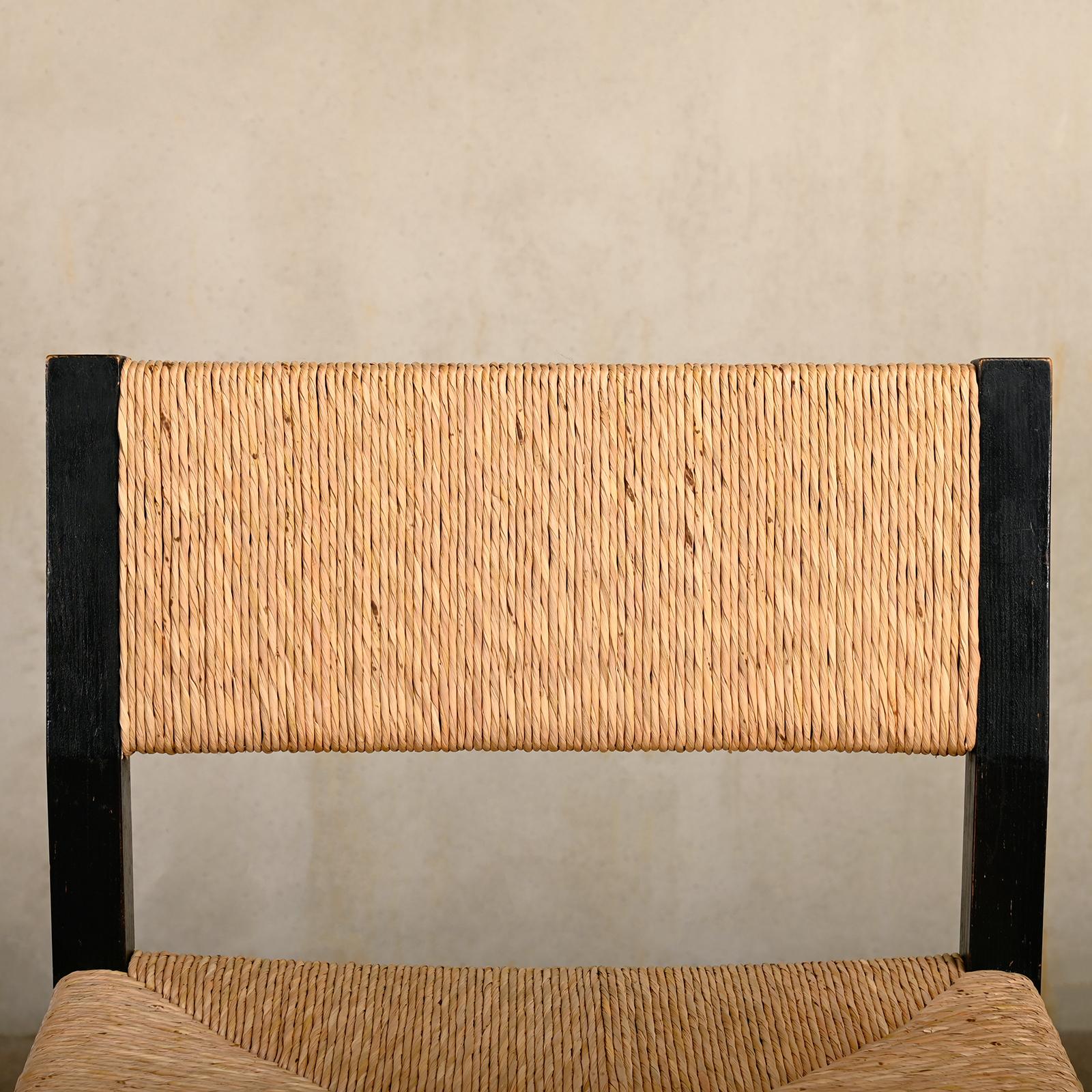 Martin Visser SE82 Chairs in Black Wood and hand woven Rush Seats for Spectrum For Sale 2