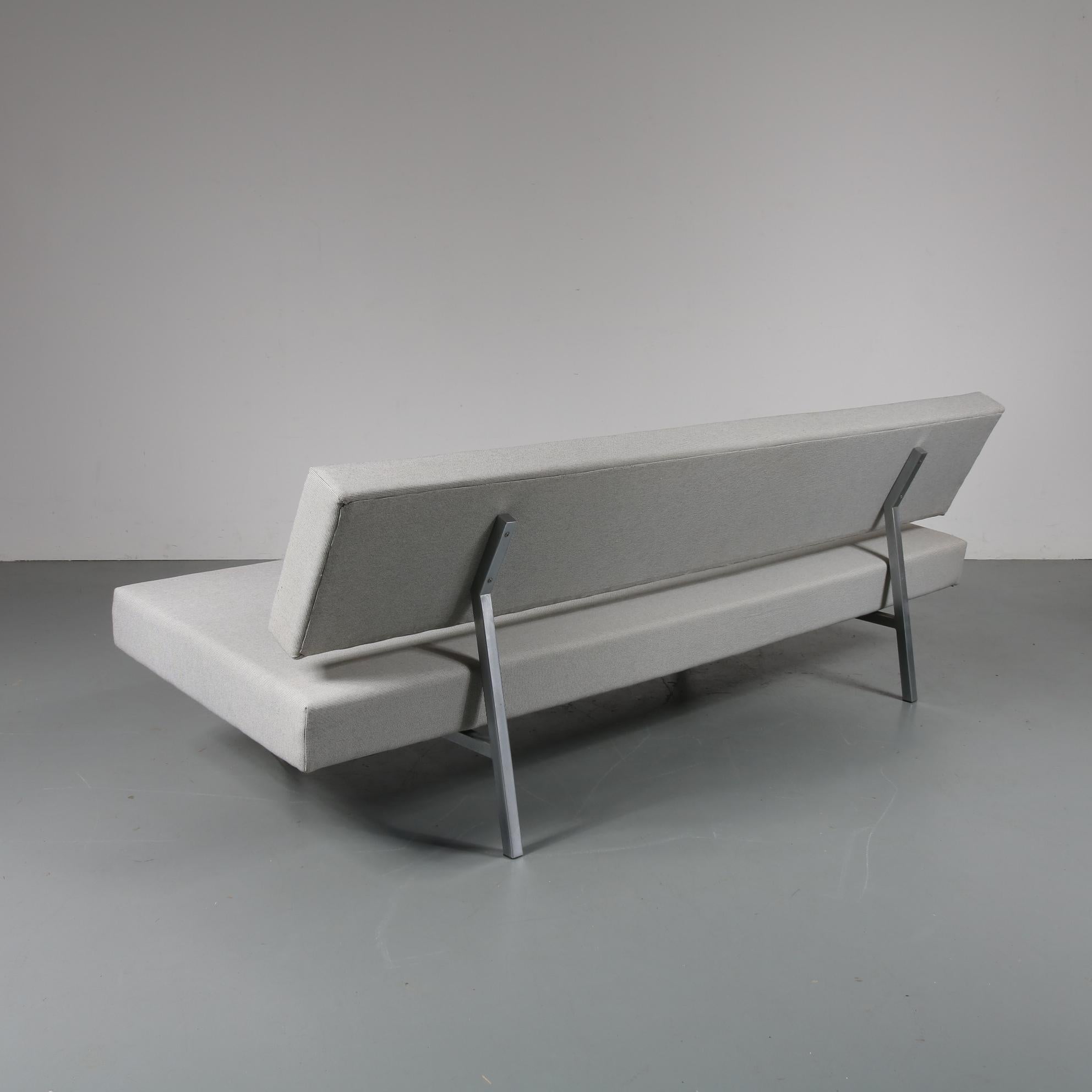 Martin Visser Sleeping Sofa for Spectrum, circa 1960 2