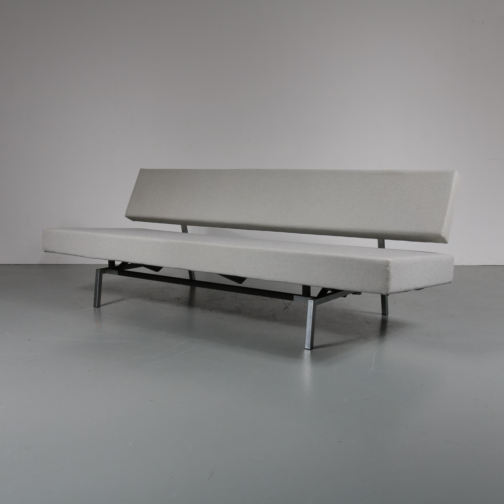 Mid-Century Modern Martin Visser Sleeping Sofa for Spectrum, circa 1960