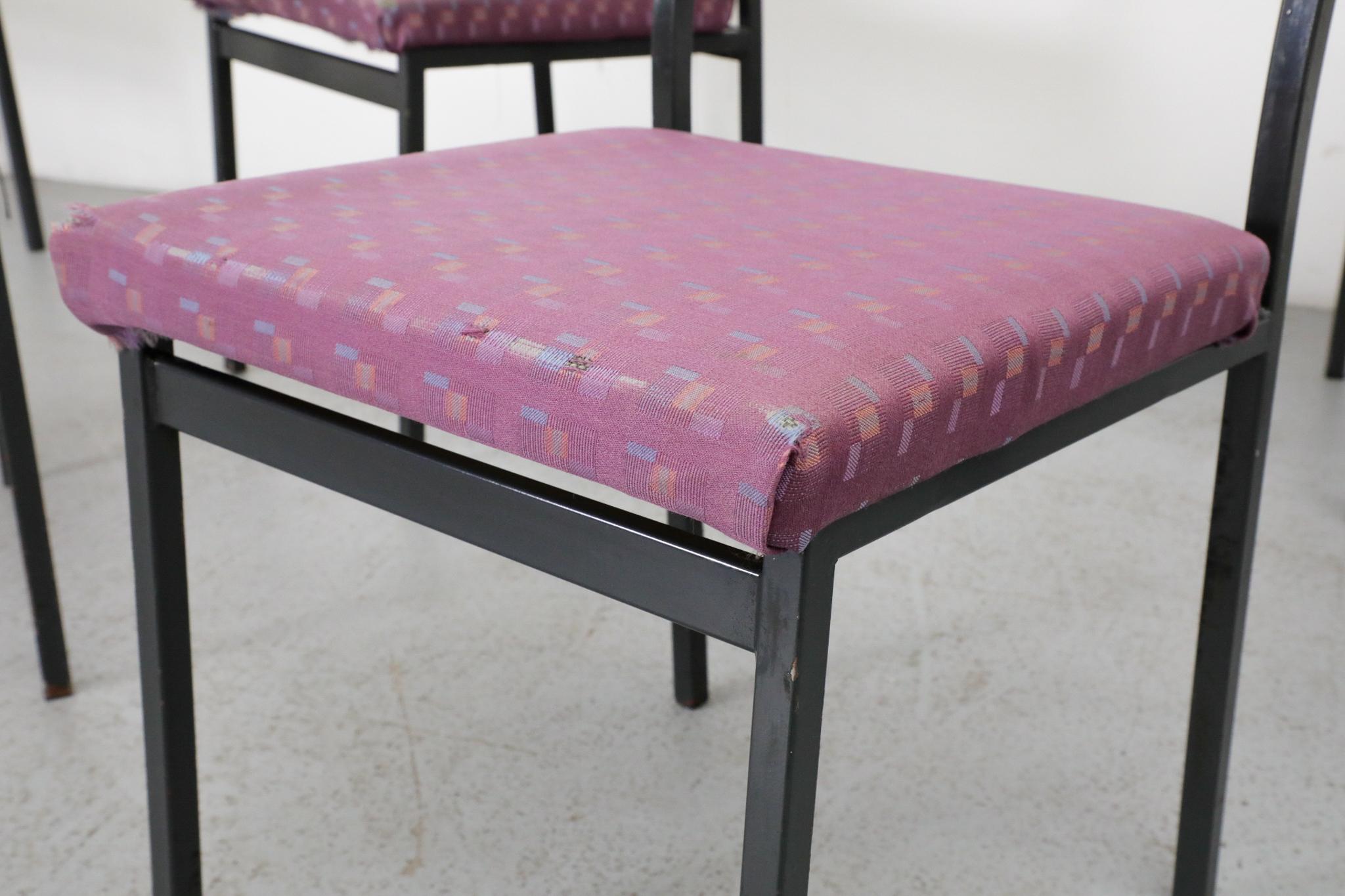 20ième siècle Chaises d'appoint en métal émaillé noir de style Martin Visser avec tapisserie d'origine en vente