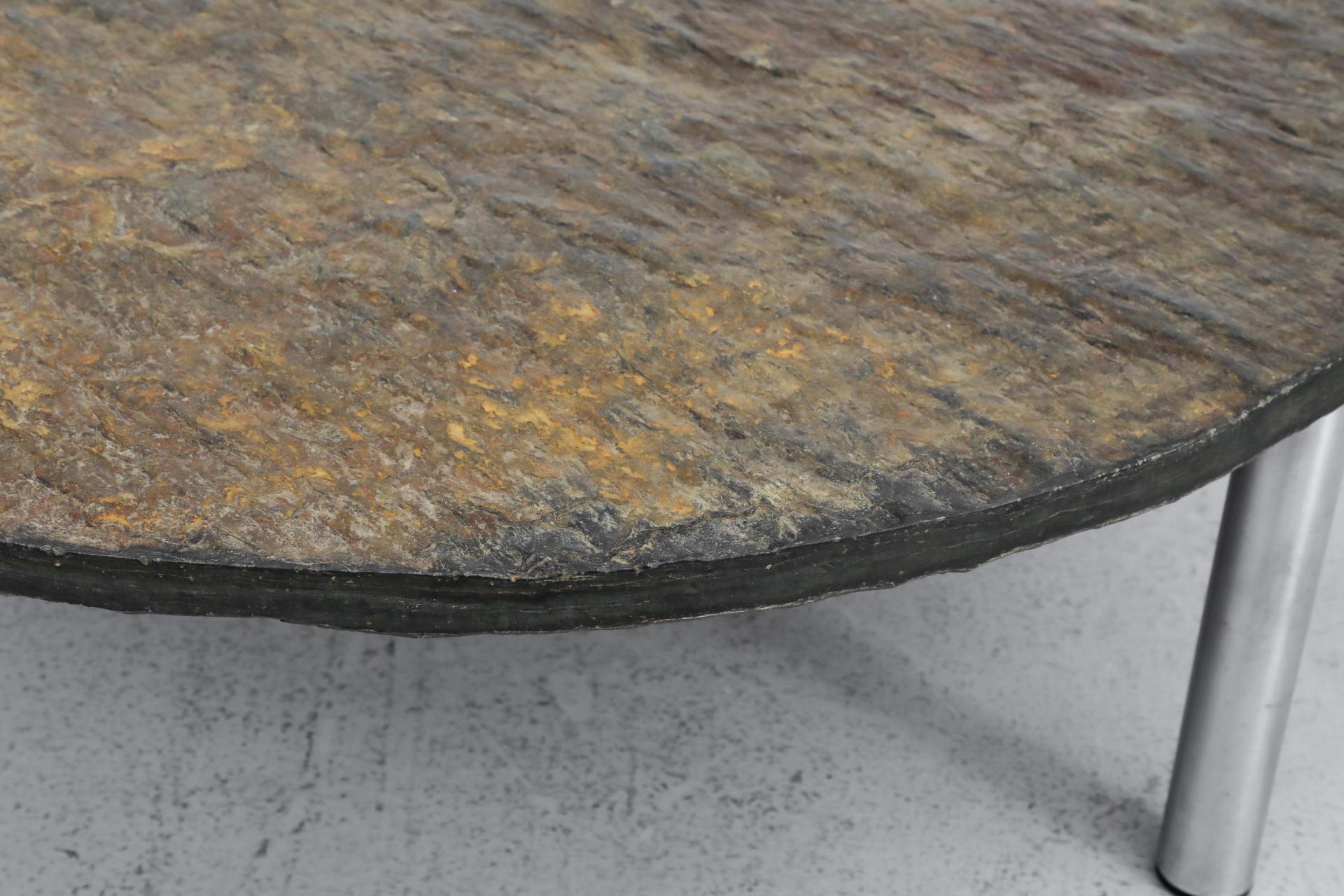 Martin Visser Style Round Natural Stone Topped Coffee Table with Chrome Base For Sale 2