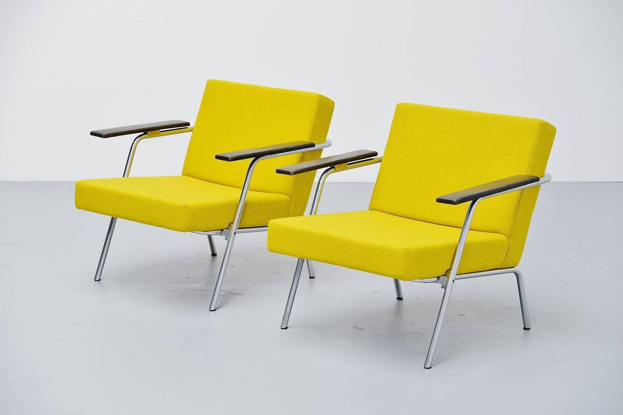 Dutch Martin Visser SZ02 Easy Chairs Pair 't Spectrum, 1964 For Sale