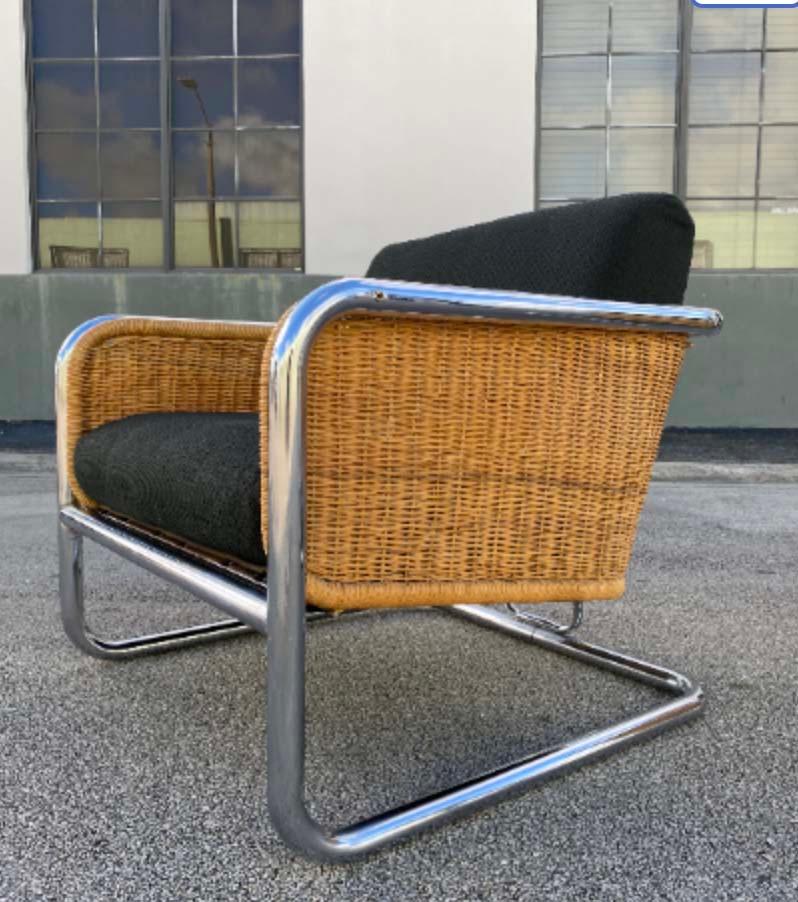 Américain Fauteuil de salon cantilever en osier et chrome Martin Visser en vente