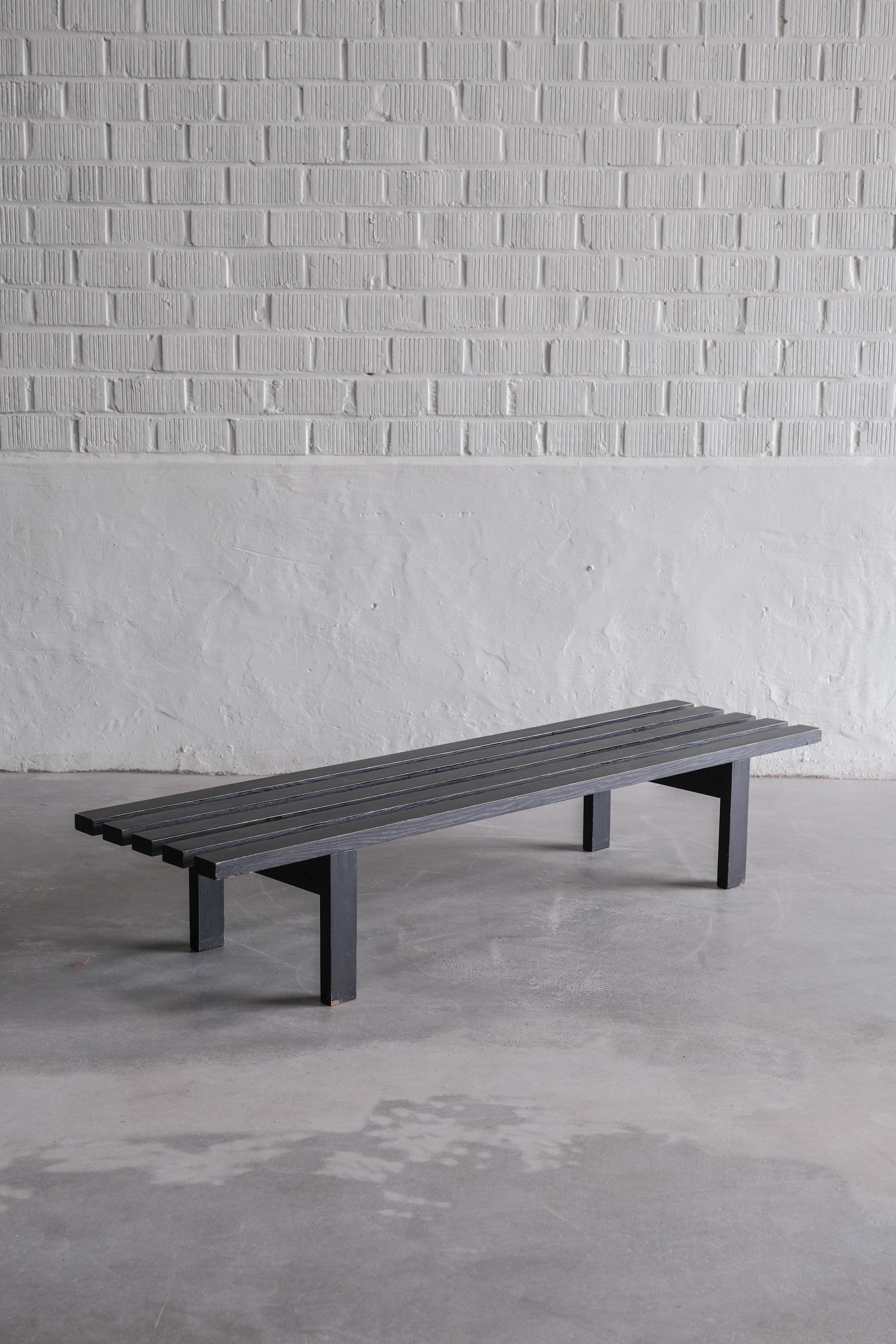 Mid-Century Modern Martin Visser wooden bench for Spectrum 1960 For Sale