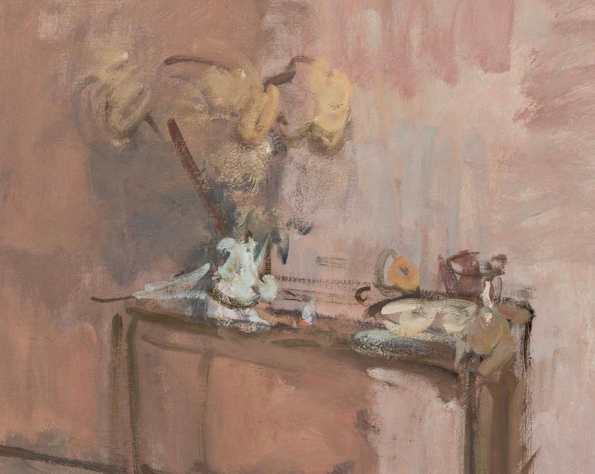 Studio Stillleben - Innen-Ölgemälde mit rosa und roten Motiven, zeitgenössische Kunst, (Grau), Still-Life Painting, von Martin Yeoman
