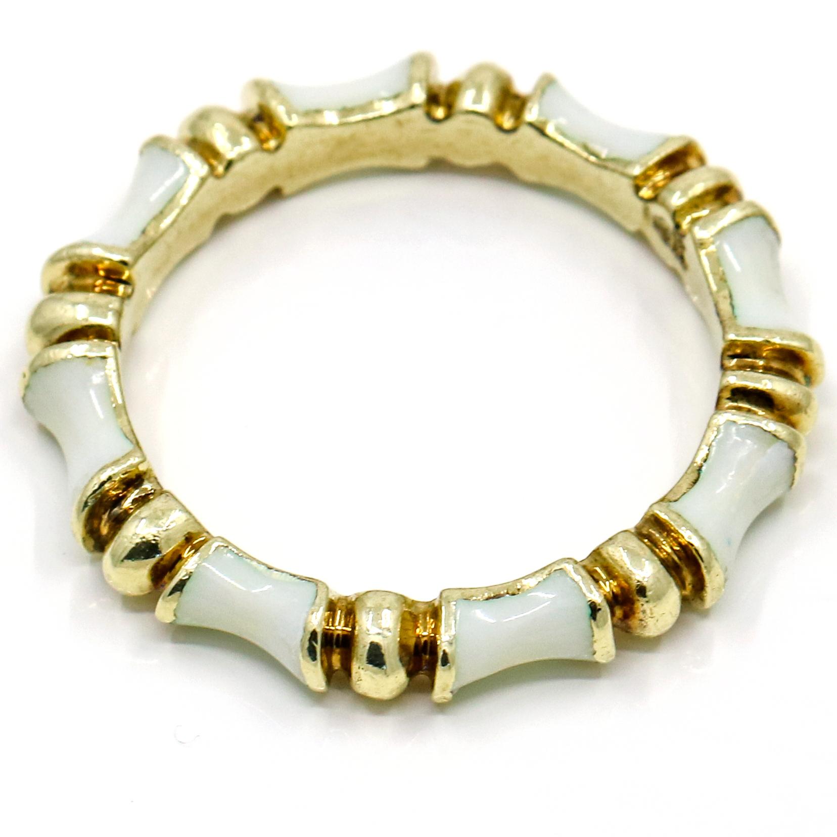 Contemporary Martine 14 Karat Yellow Gold White Enamel Band Ring For Sale